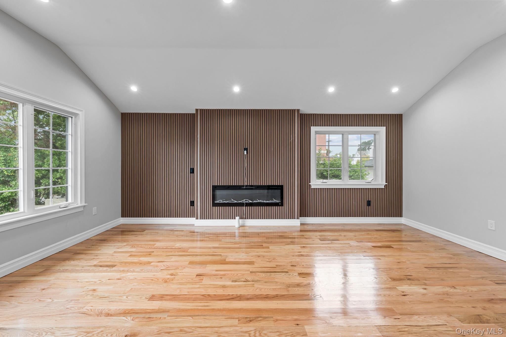 11481 178th Street Property Photo 4