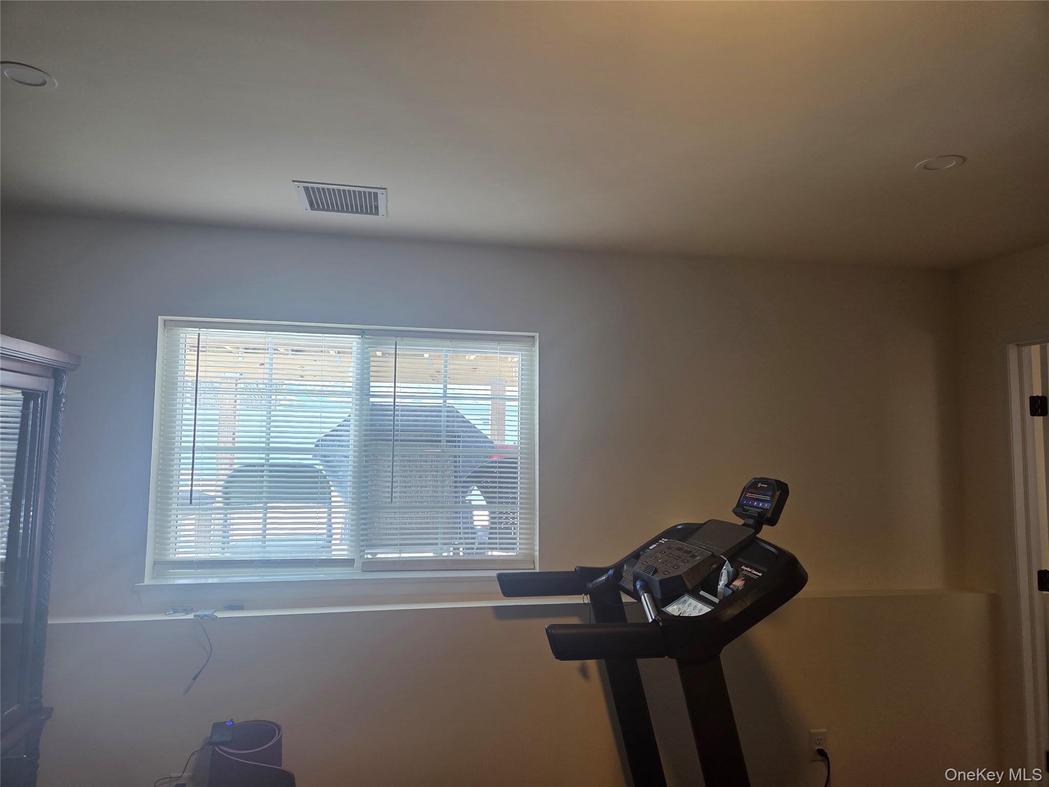 13 Avenue B Property Photo 20
