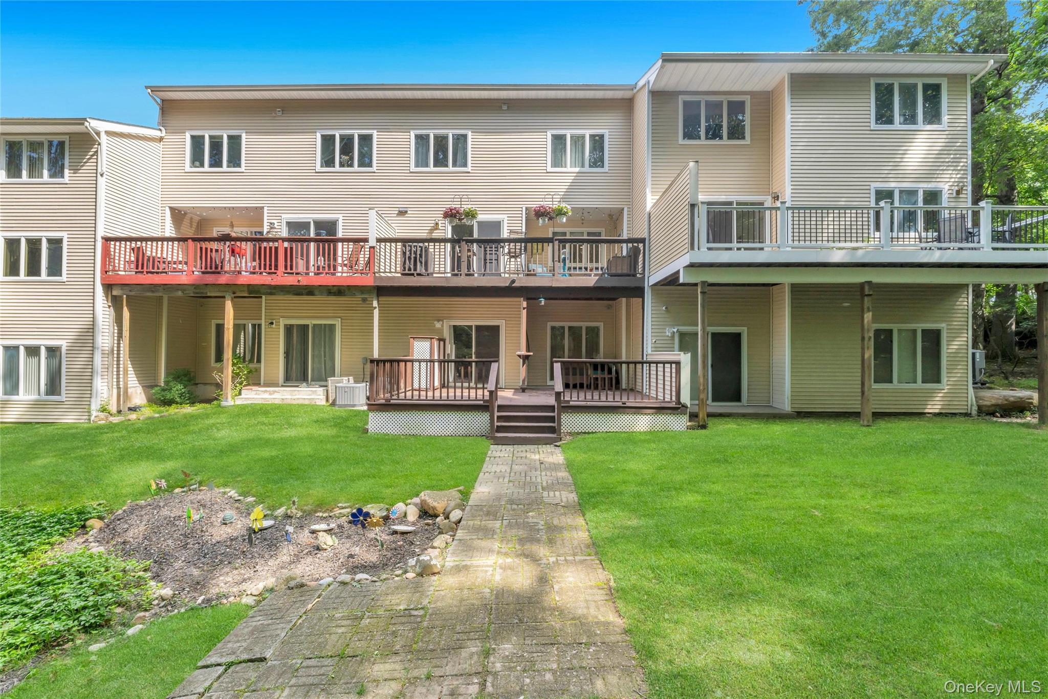 6 Princess Tree Court Property Photo 36