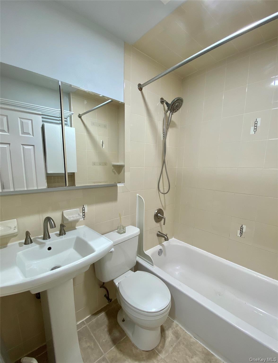 175 Beach 29 Street Property Photo 13