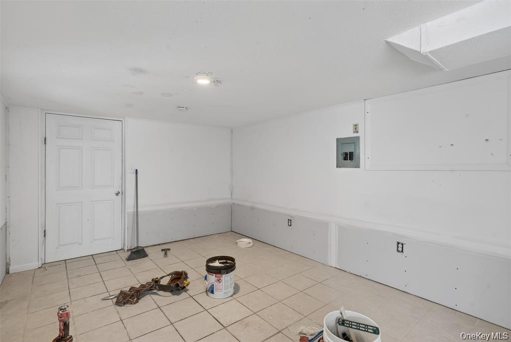 488 Tally Ho Road Property Photo 13