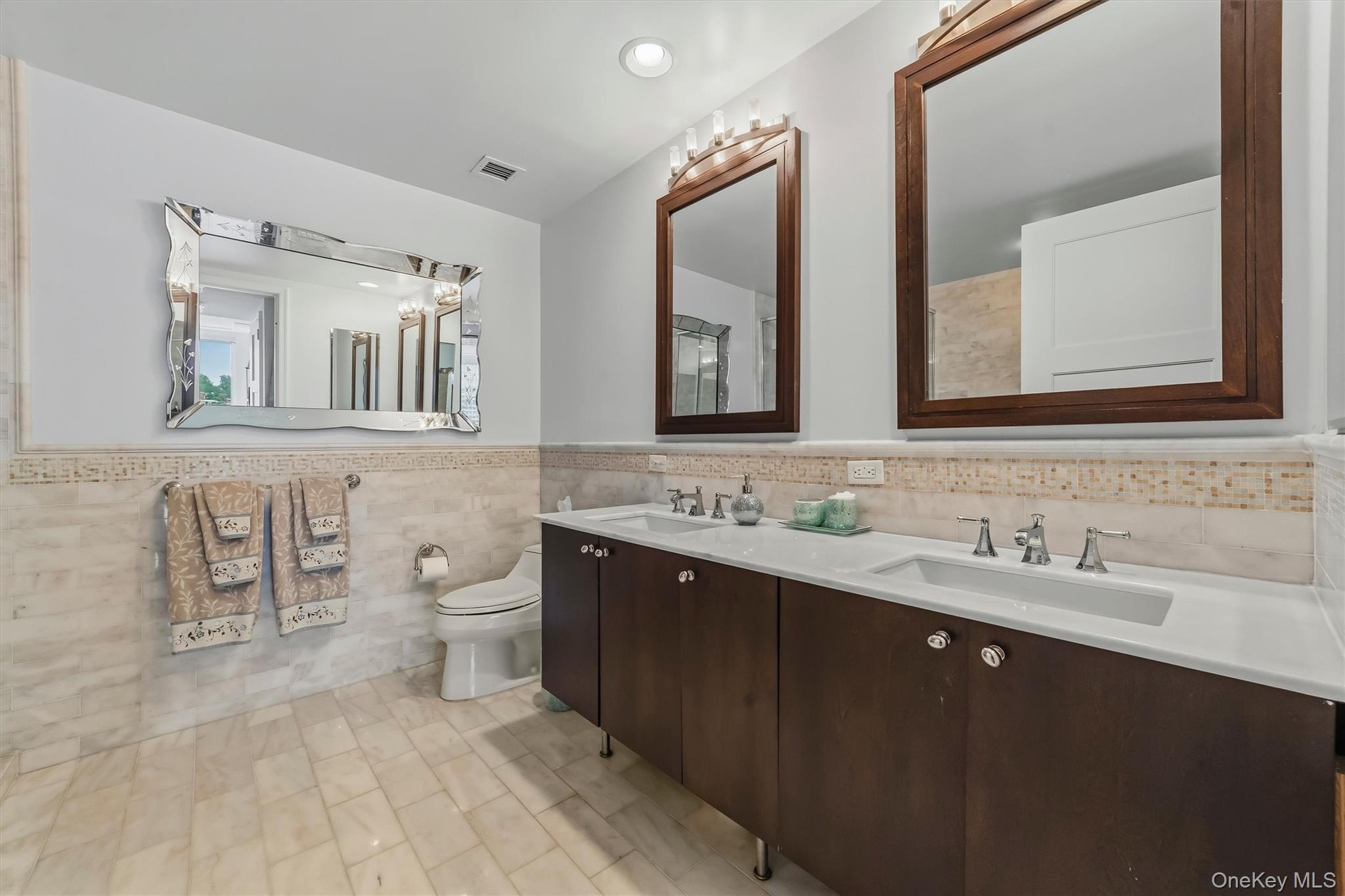 5 Renaissance Square 9a Property Photo 15