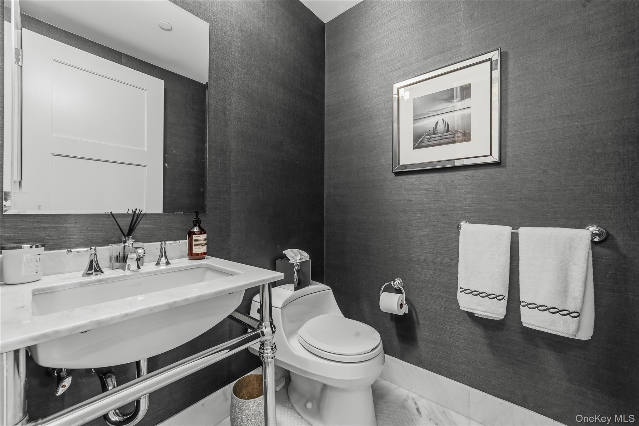5 Renaissance Square 9a Property Photo 21