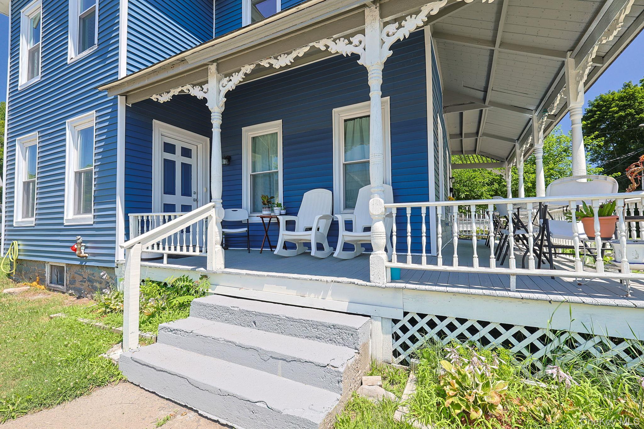9 Hickory Street Property Photo 2