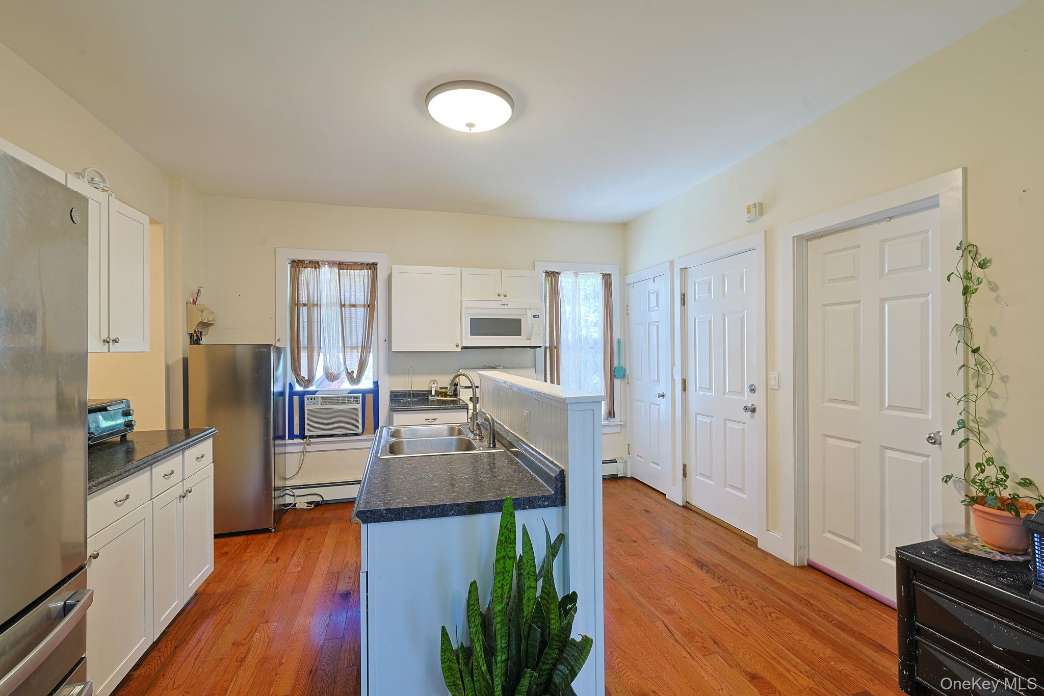 9 Hickory Street Property Photo 8