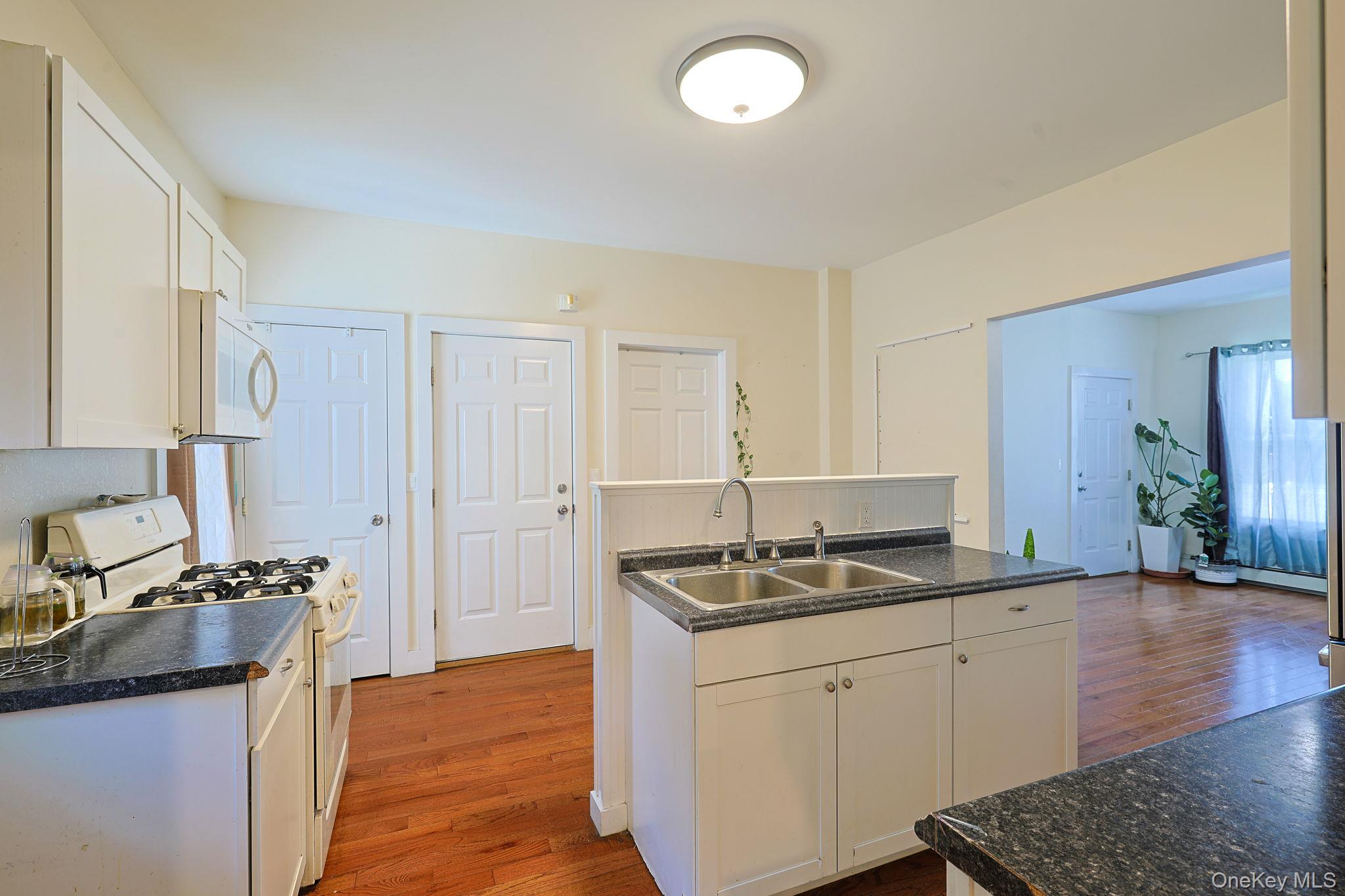 9 Hickory Street Property Photo 9