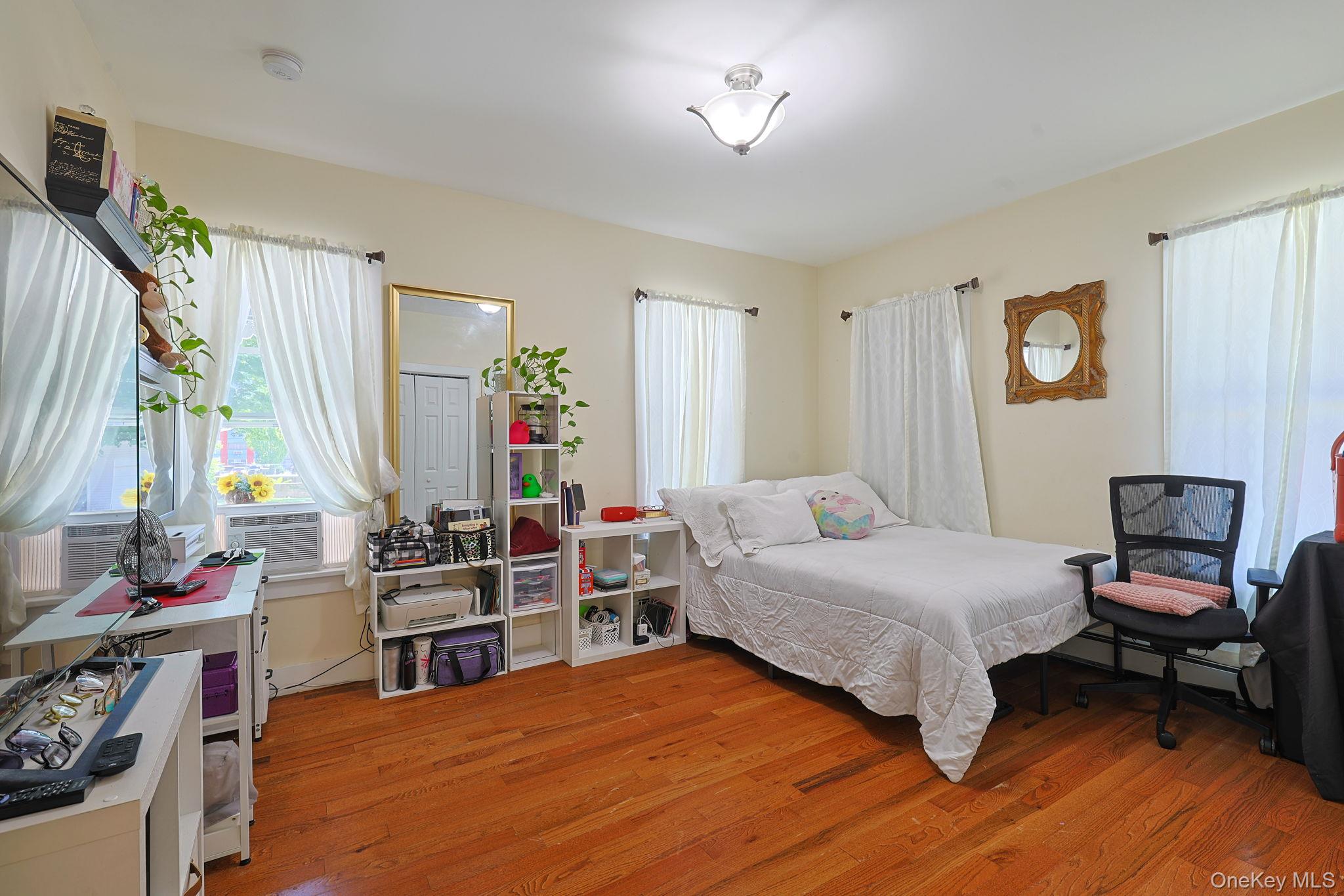 9 Hickory Street Property Photo 11