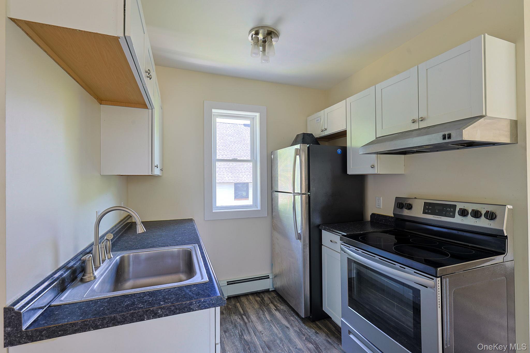 9 Hickory Street Property Photo 21