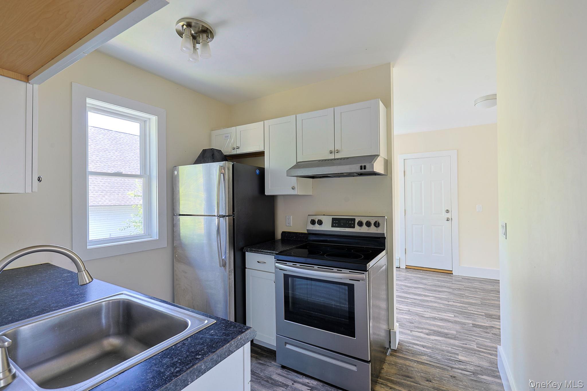 9 Hickory Street Property Photo 22