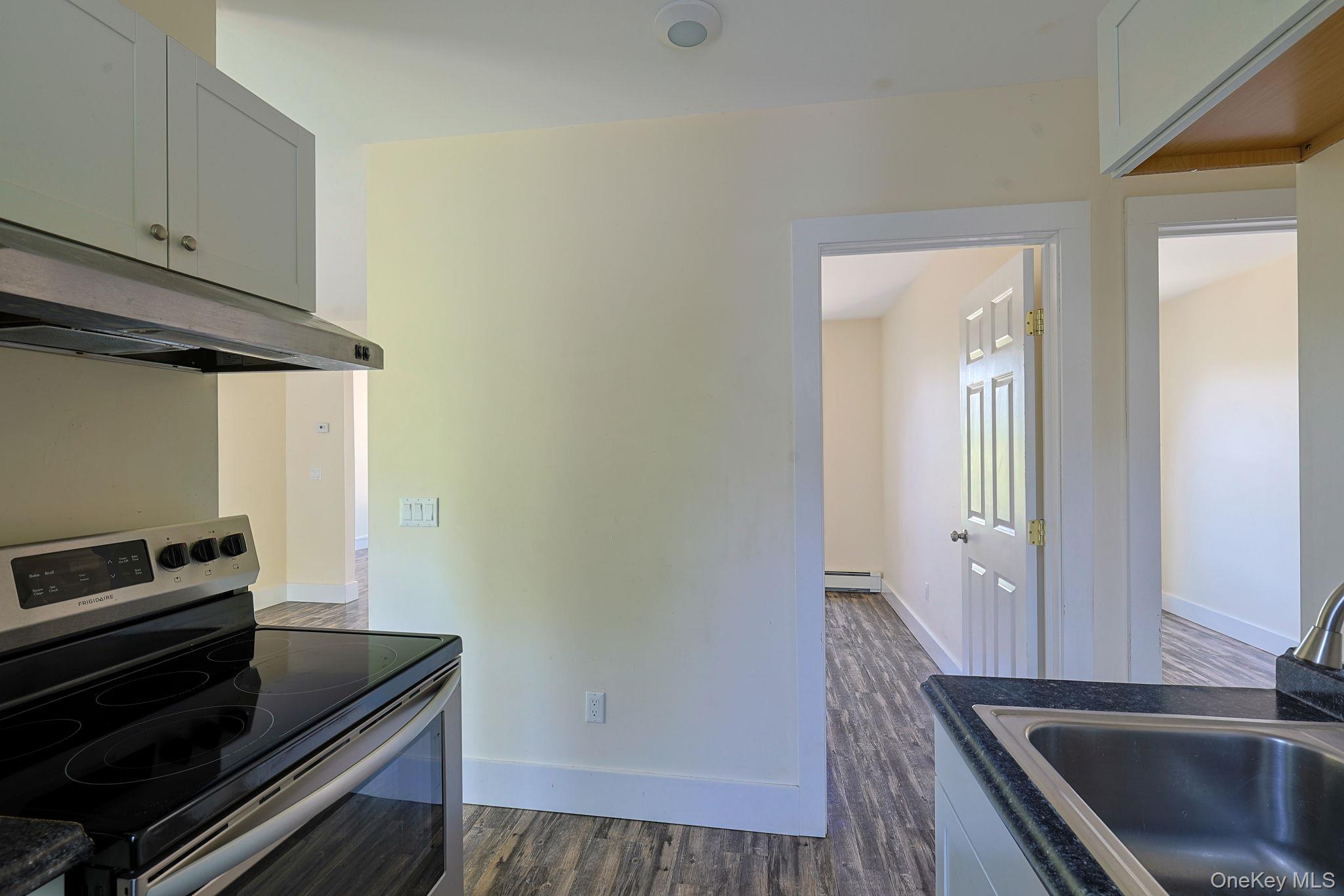9 Hickory Street Property Photo 23