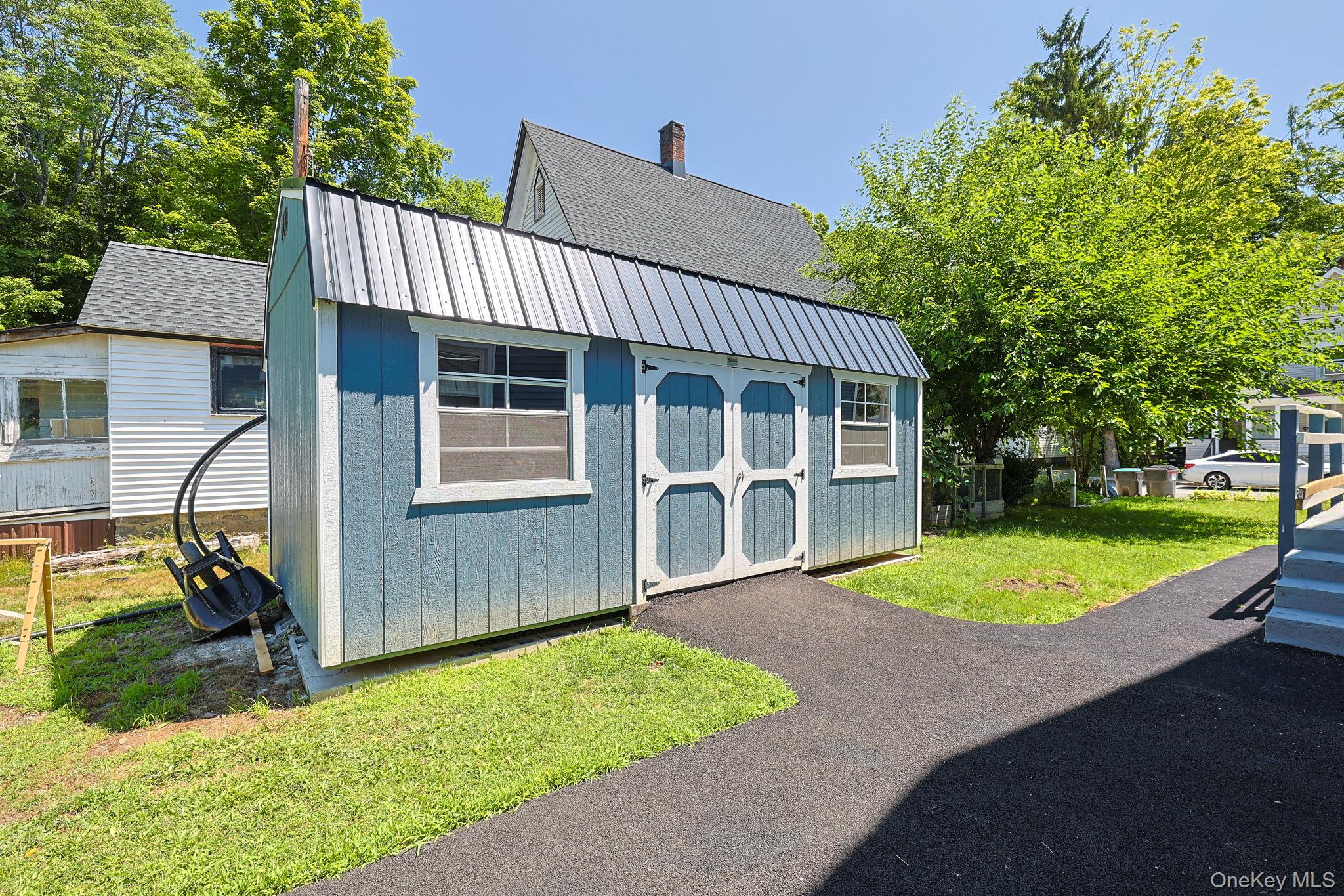 9 Hickory Street Property Photo 44