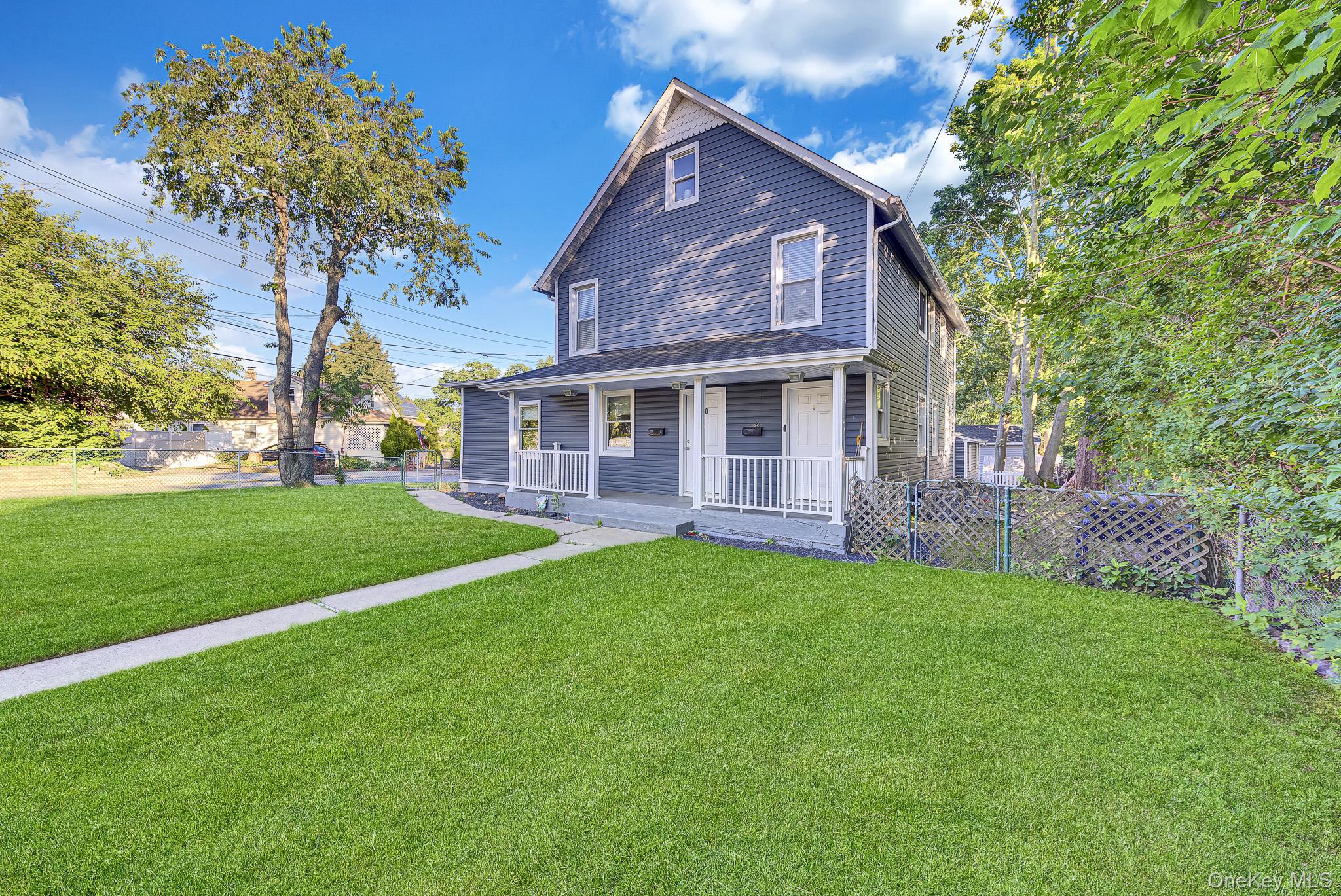 50 Pulaski Road Property Photo 3
