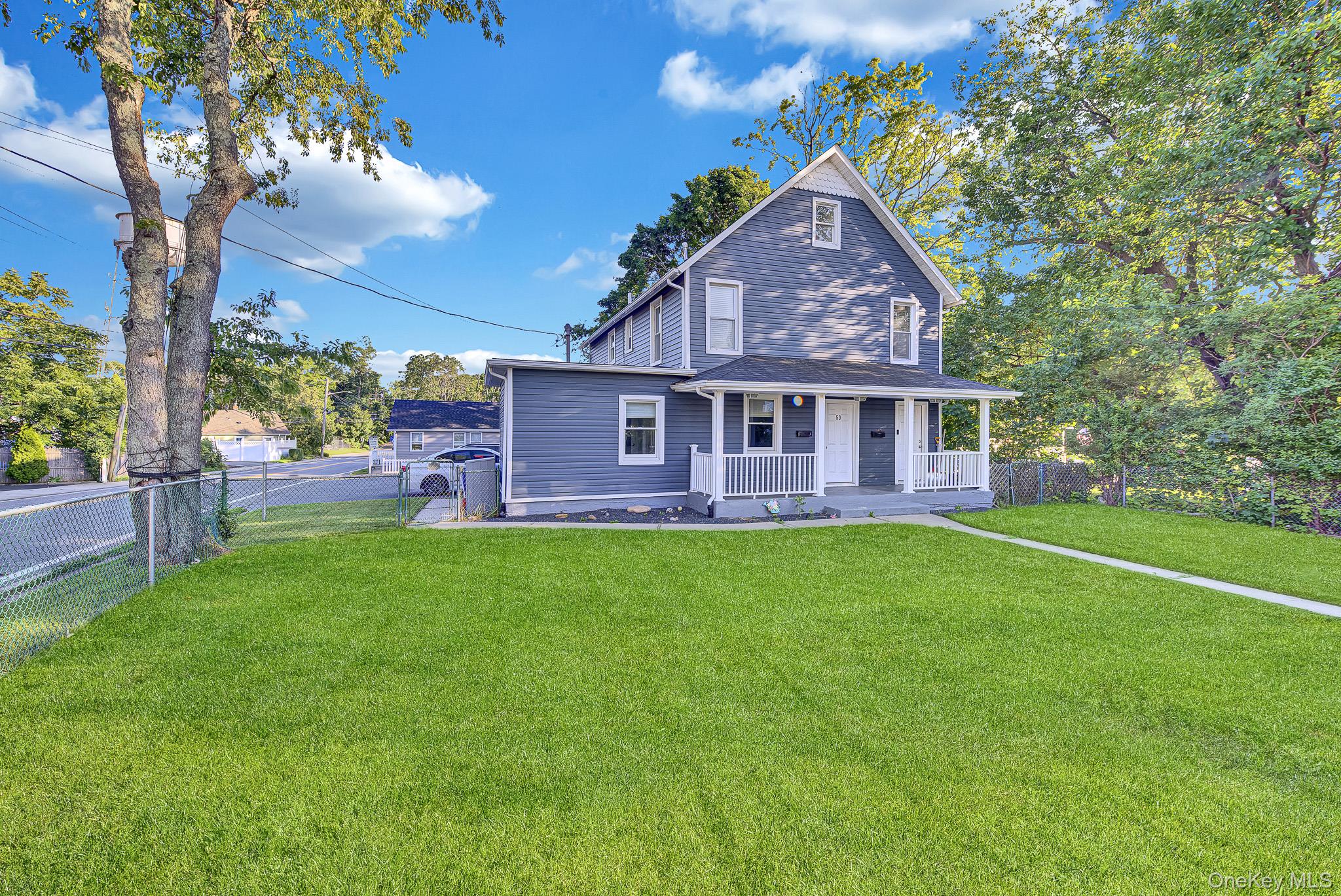 50 Pulaski Road Property Photo 5
