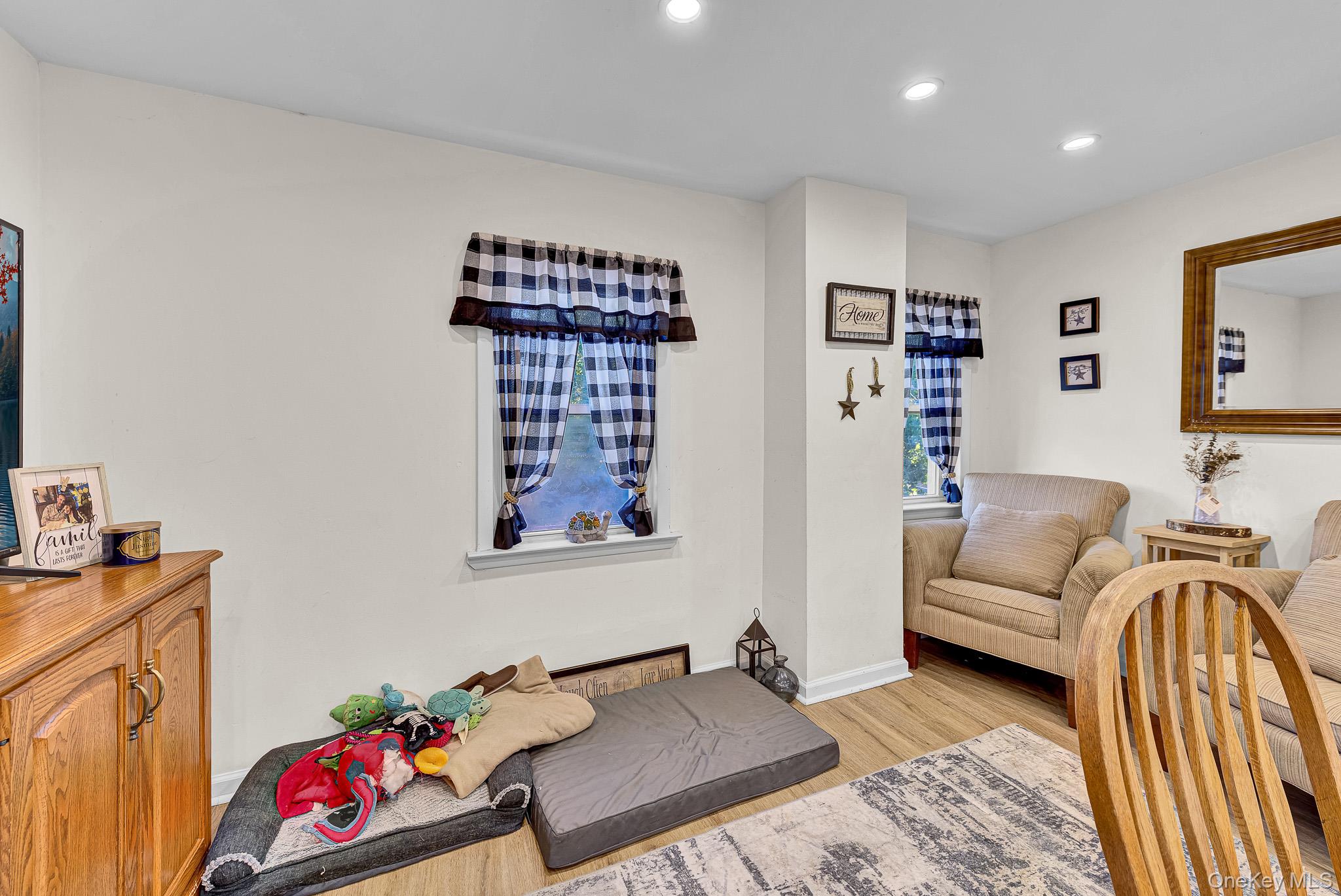 50 Pulaski Road Property Photo 10
