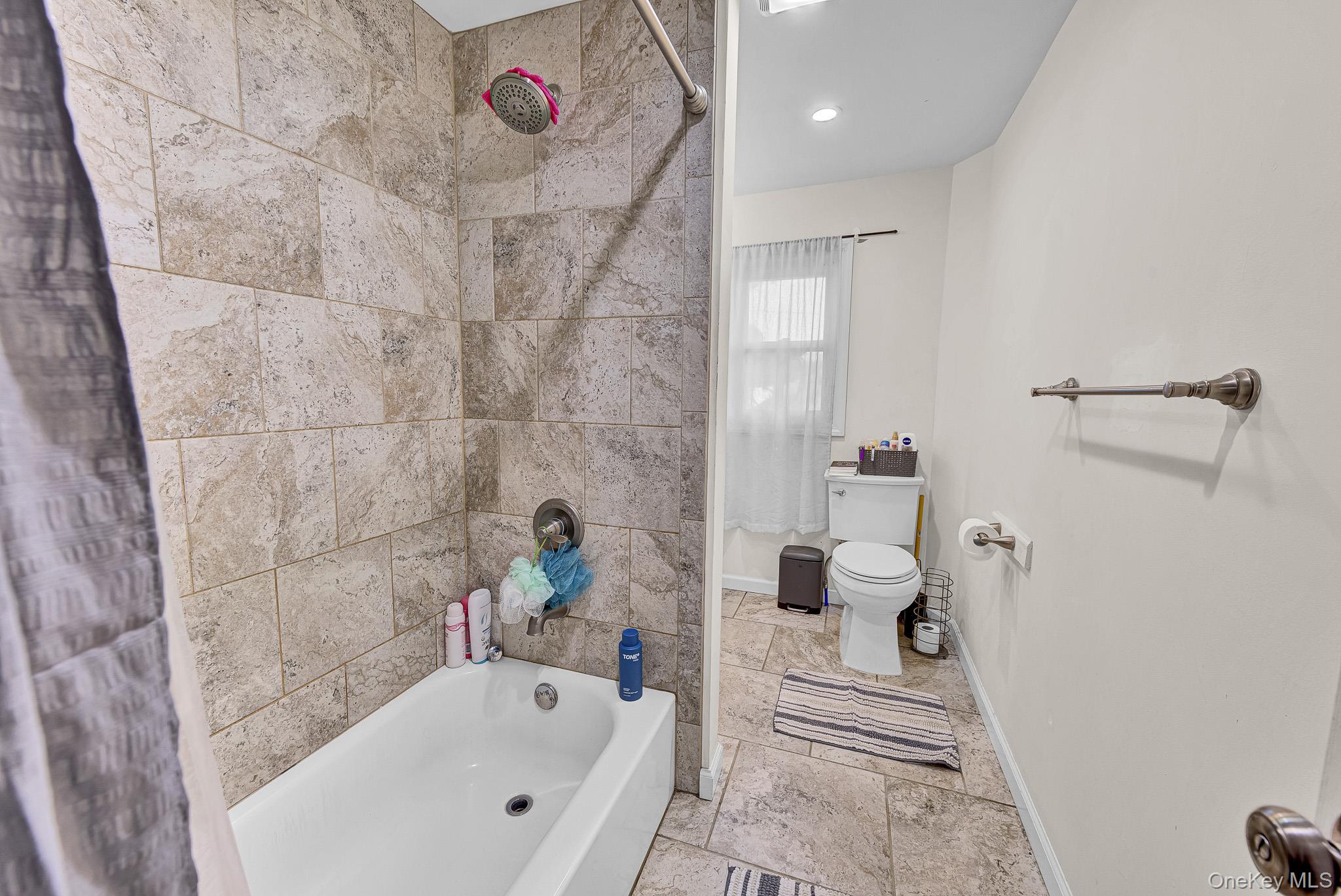 50 Pulaski Road Property Photo 12