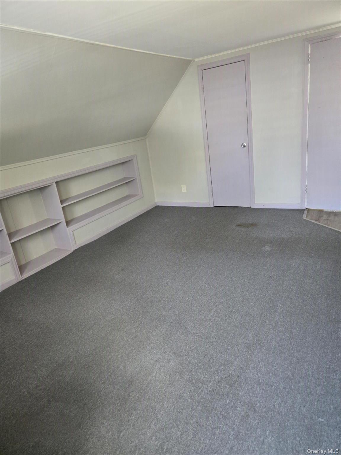 717 Henry Street 2 Property Photo 9
