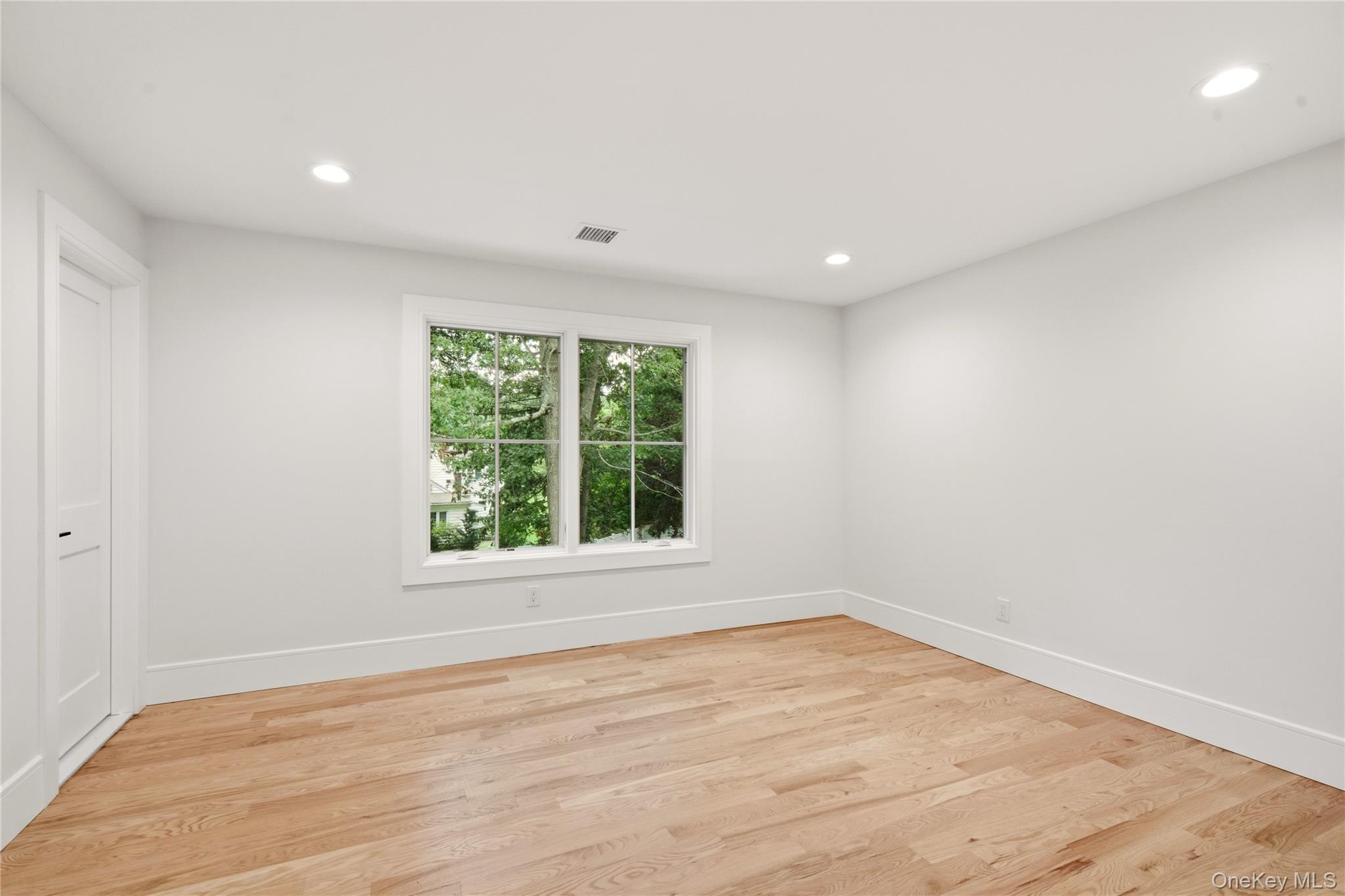 654 Caledonia Road Property Photo 27