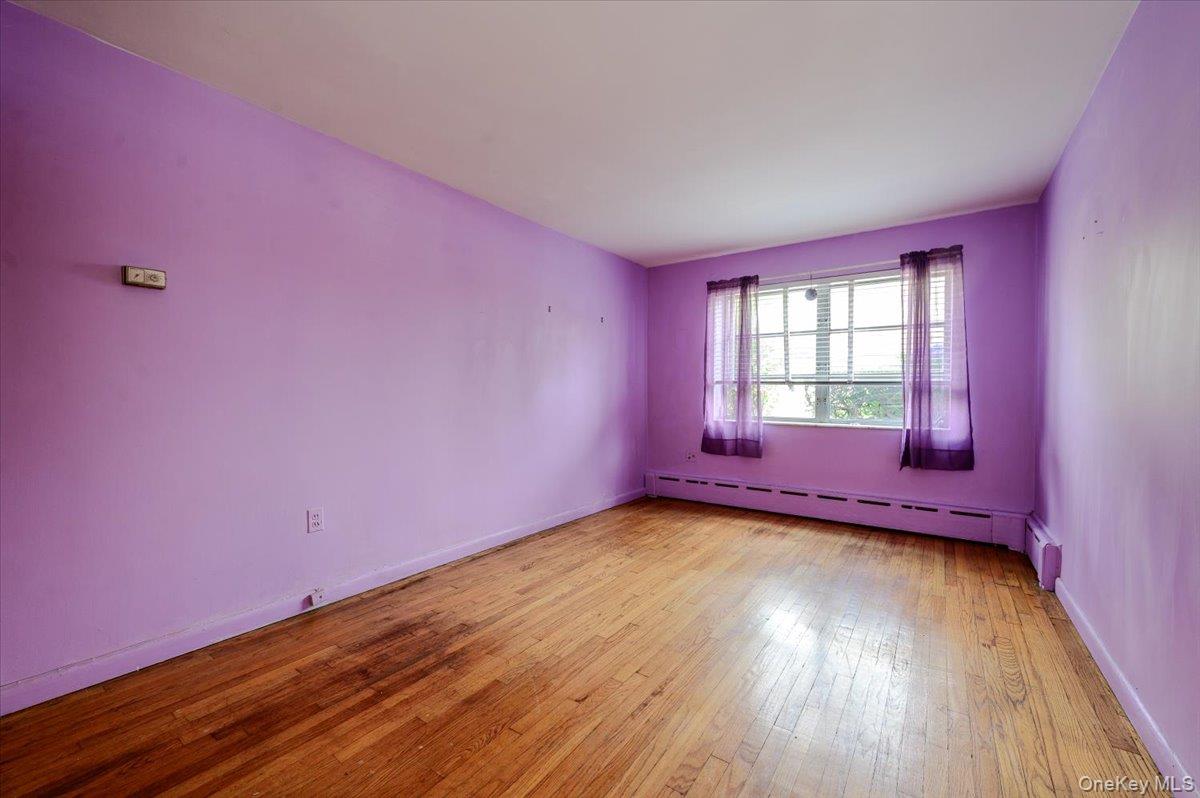 2539 Woodhull Avenue Property Photo 33