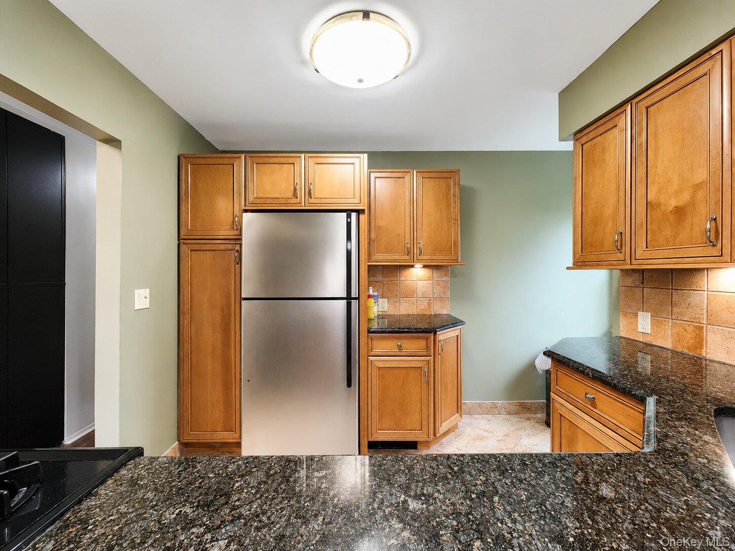 13-15 Estates Lane 1569 Property Photo 15