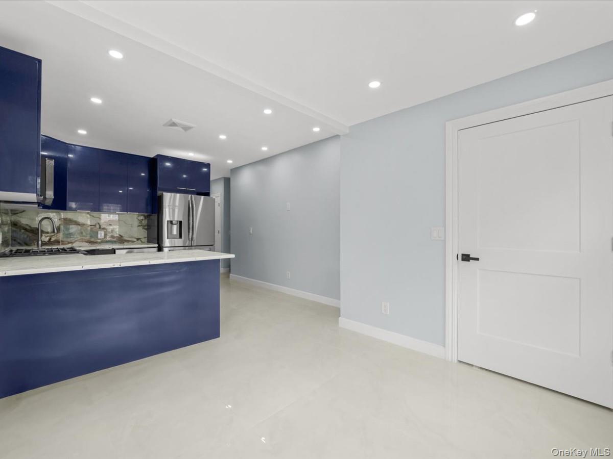 120-07 Linden Boulevard Property Photo 6