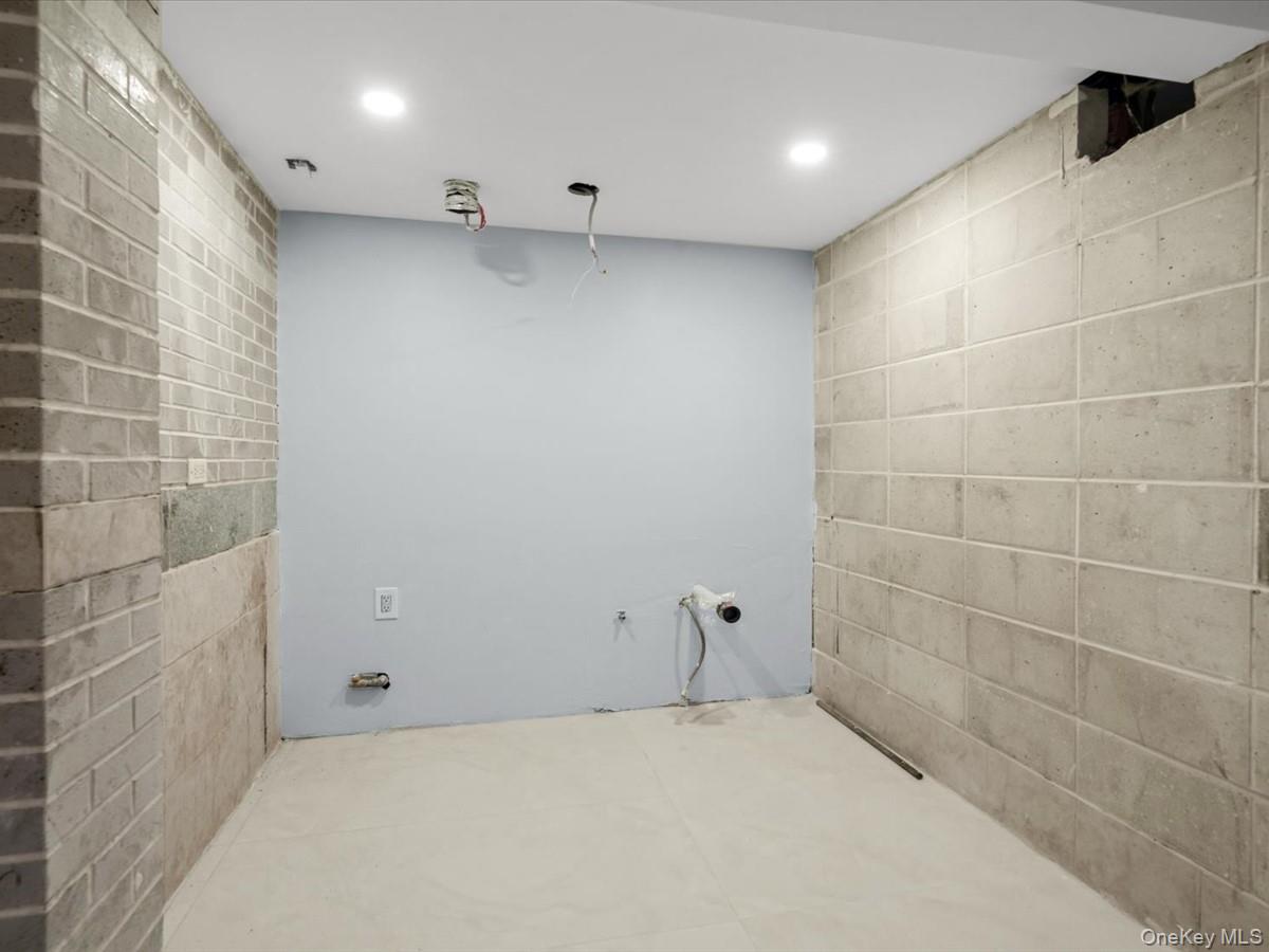 120-07 Linden Boulevard Property Photo 26