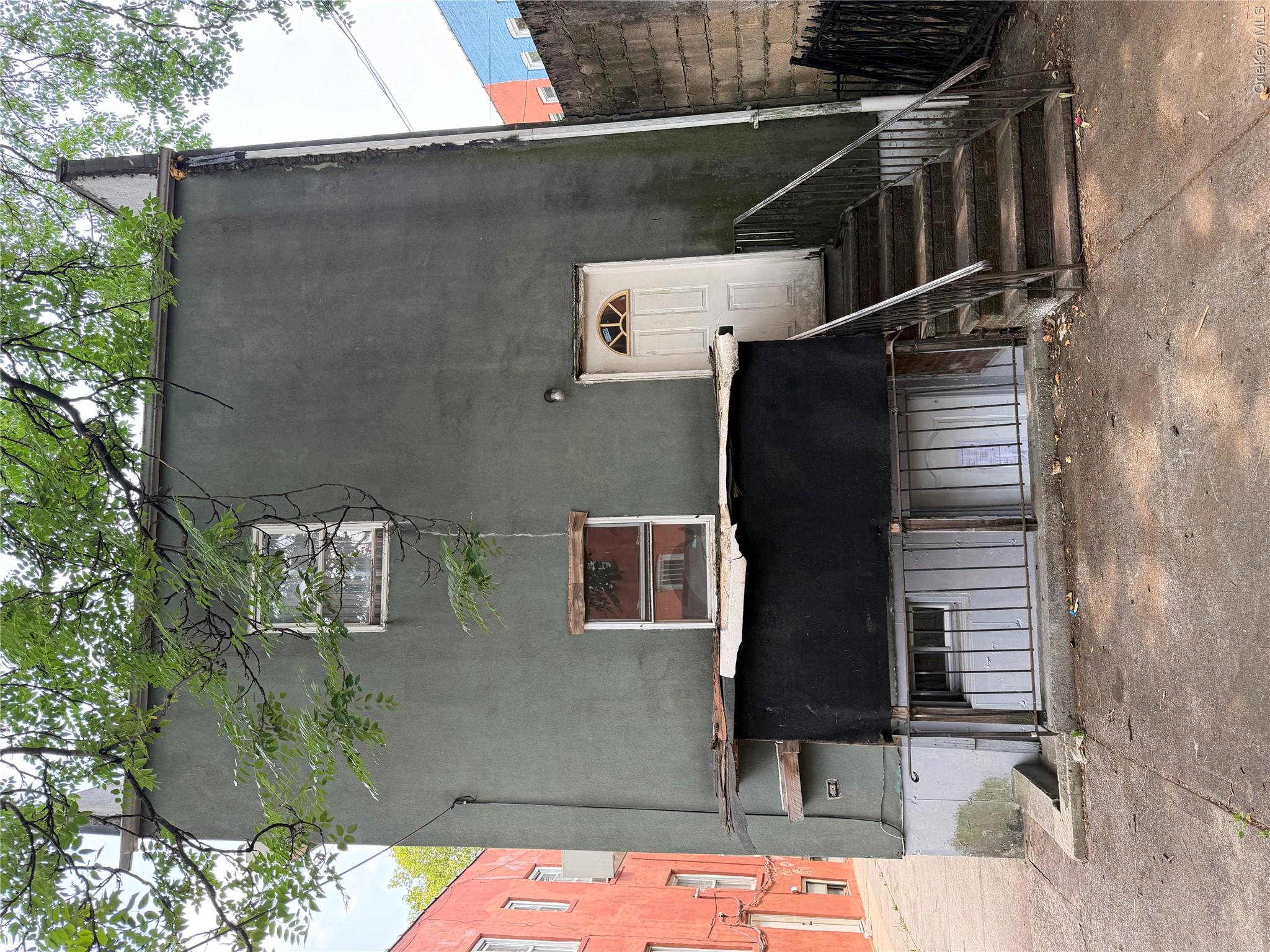 50 E 56th Street Property Photo 2
