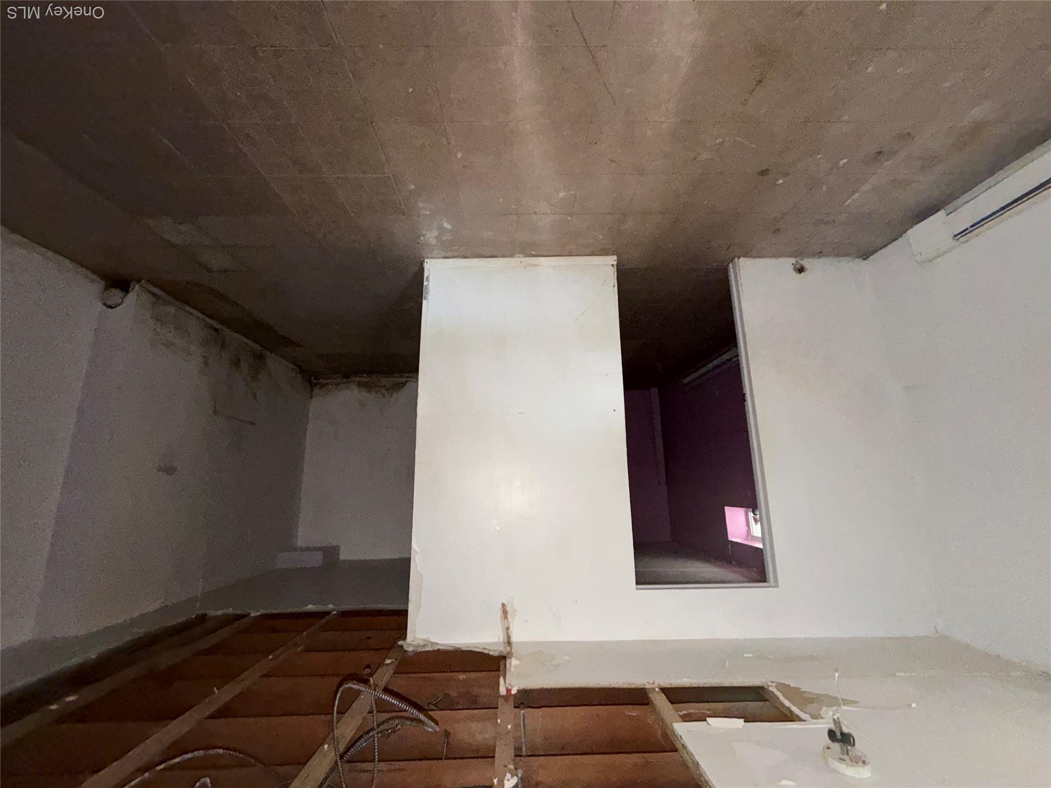 50 E 56th Street Property Photo 3