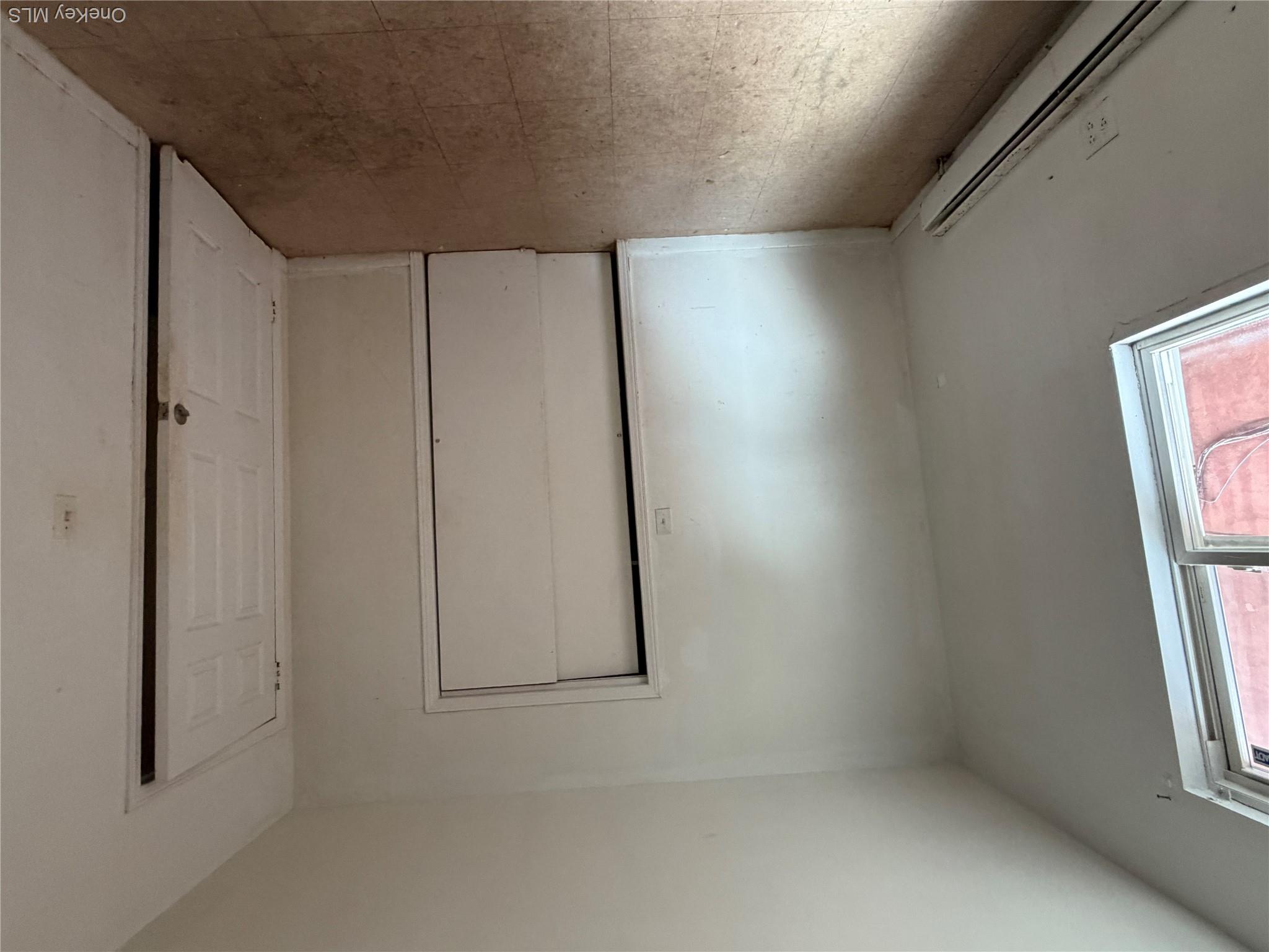 50 E 56th Street Property Photo 11