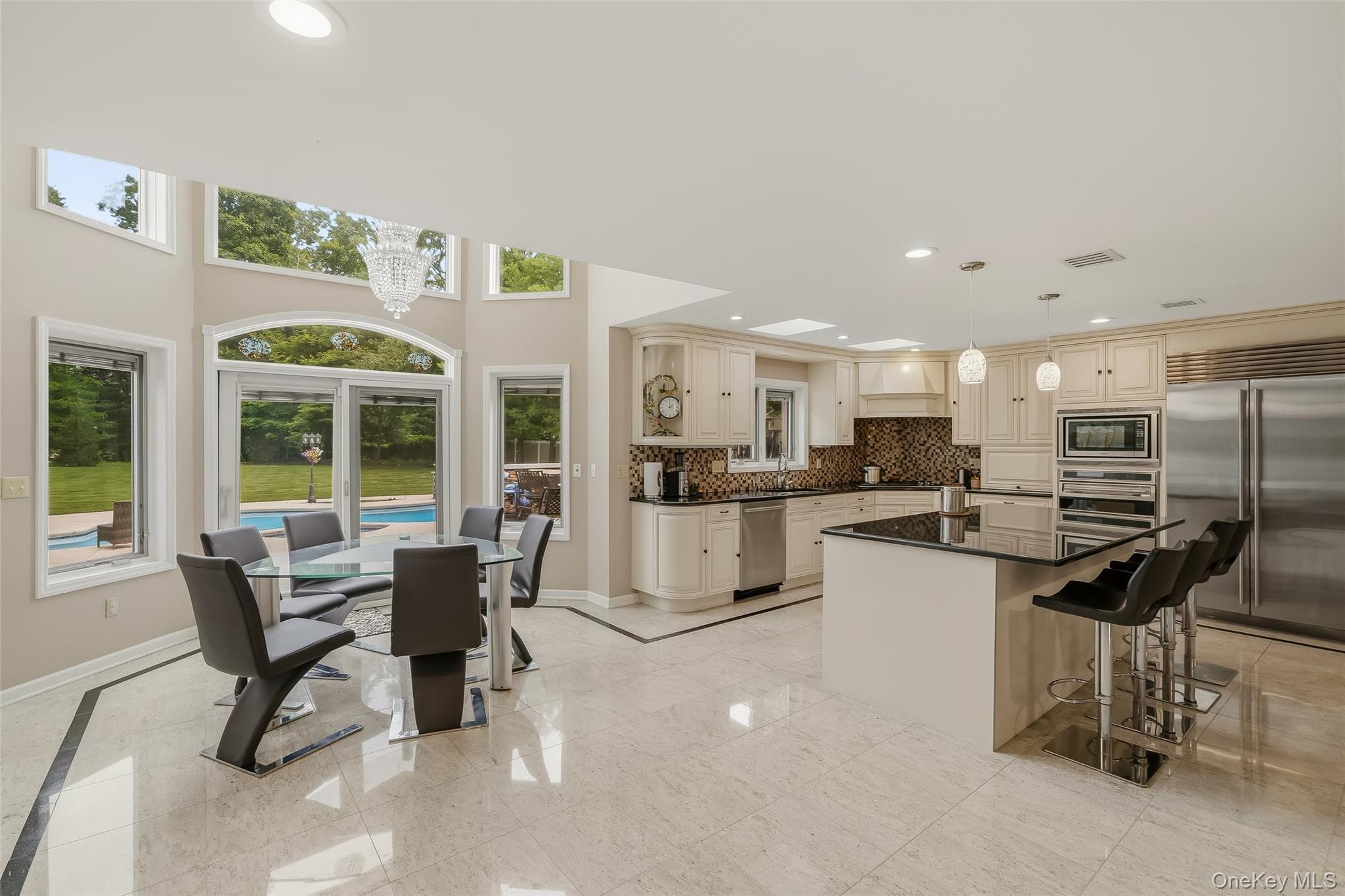 10 Deforest Court Property Photo 7
