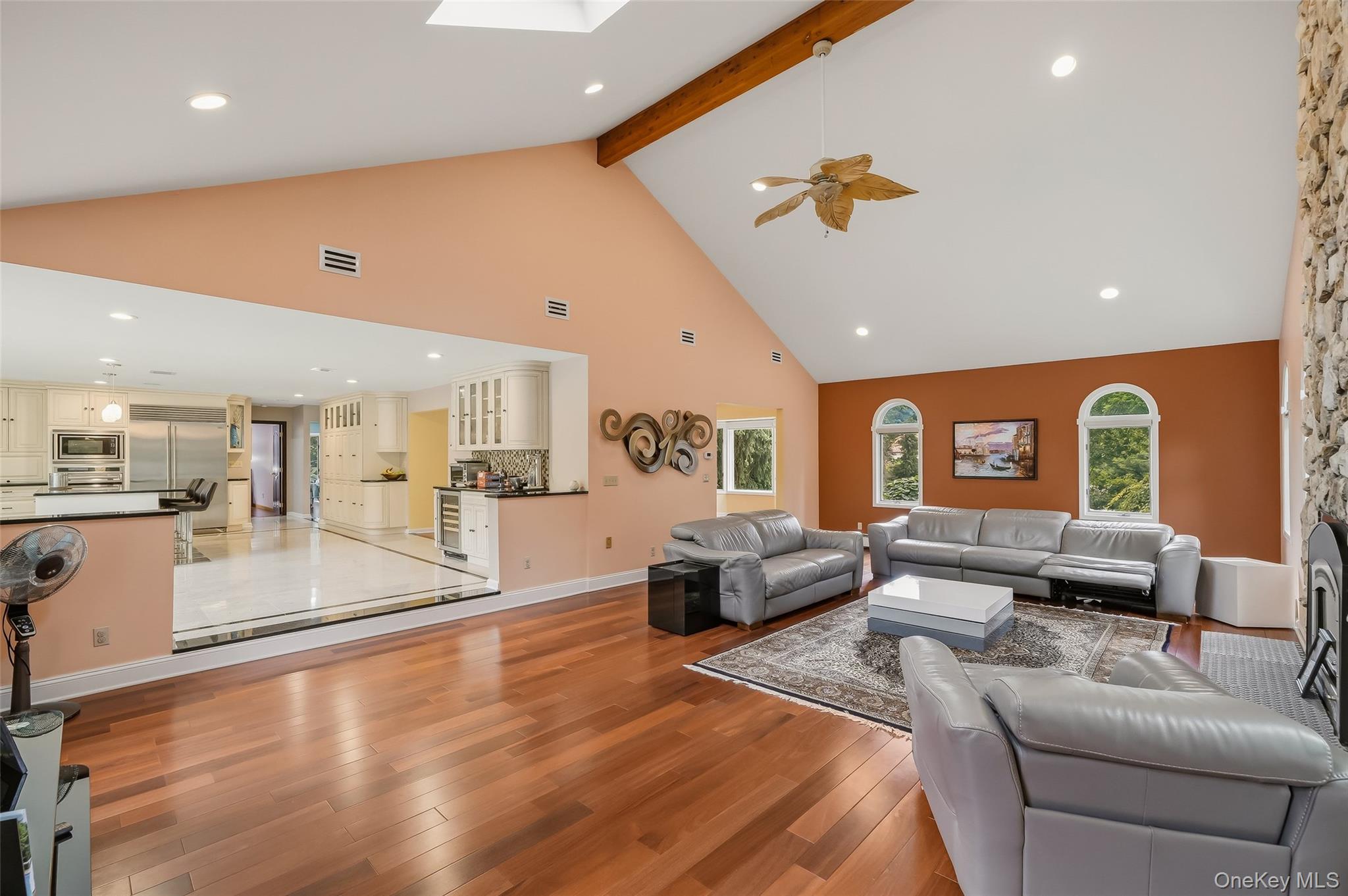 10 Deforest Court Property Photo 10