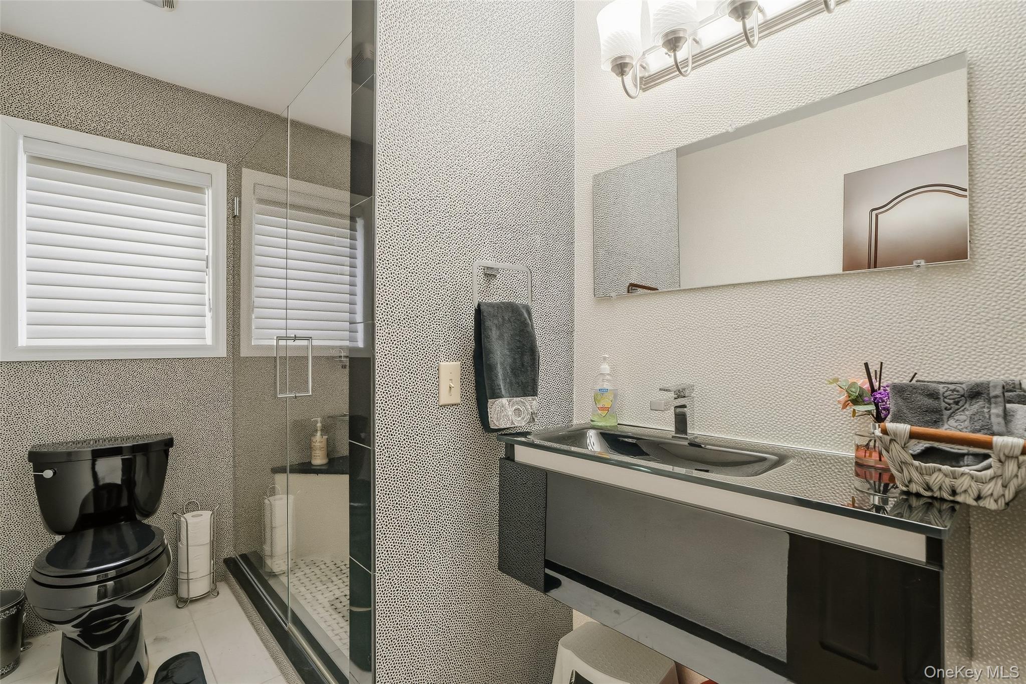 10 Deforest Court Property Photo 16
