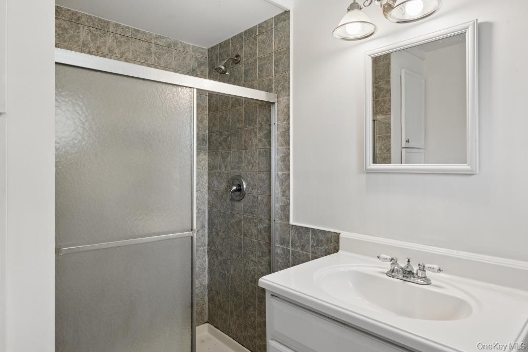 10 Wisteria Way Property Photo 18