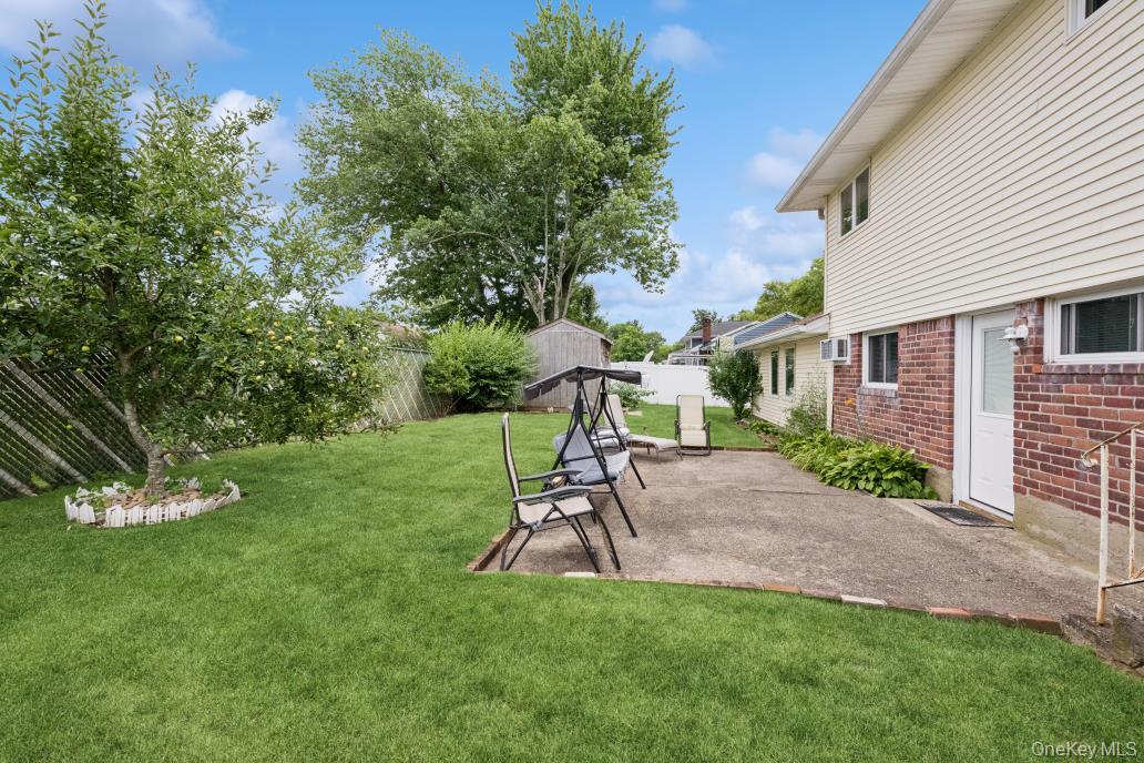 10 Wisteria Way Property Photo 21