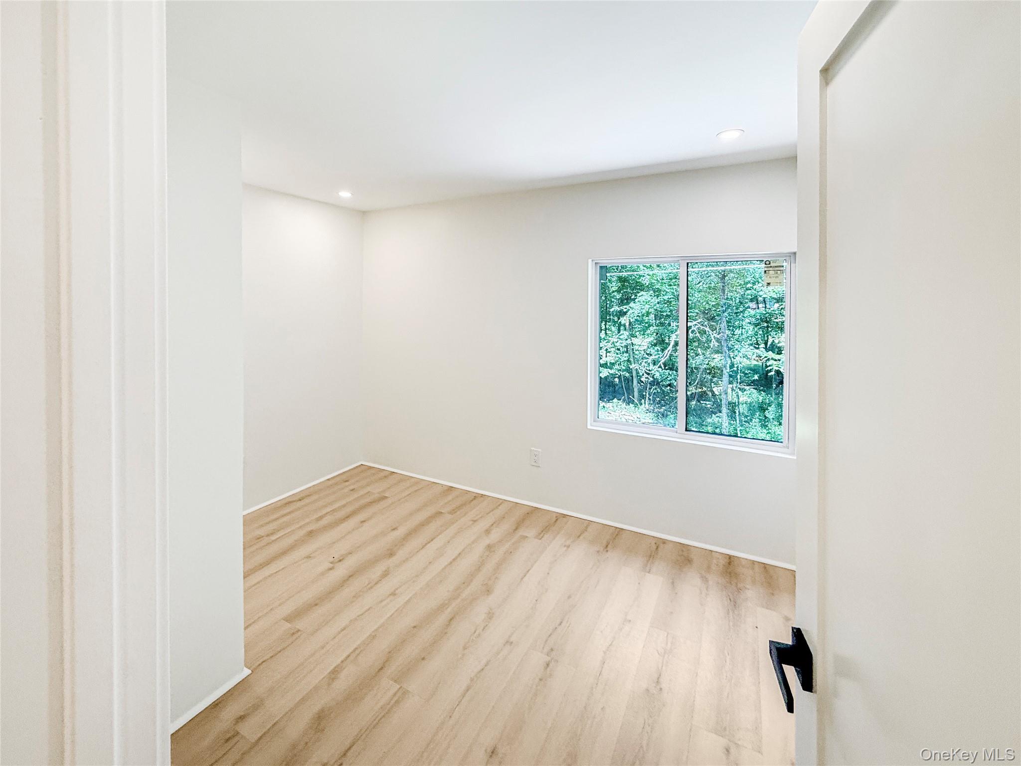 9 Lake Drive Property Photo 13