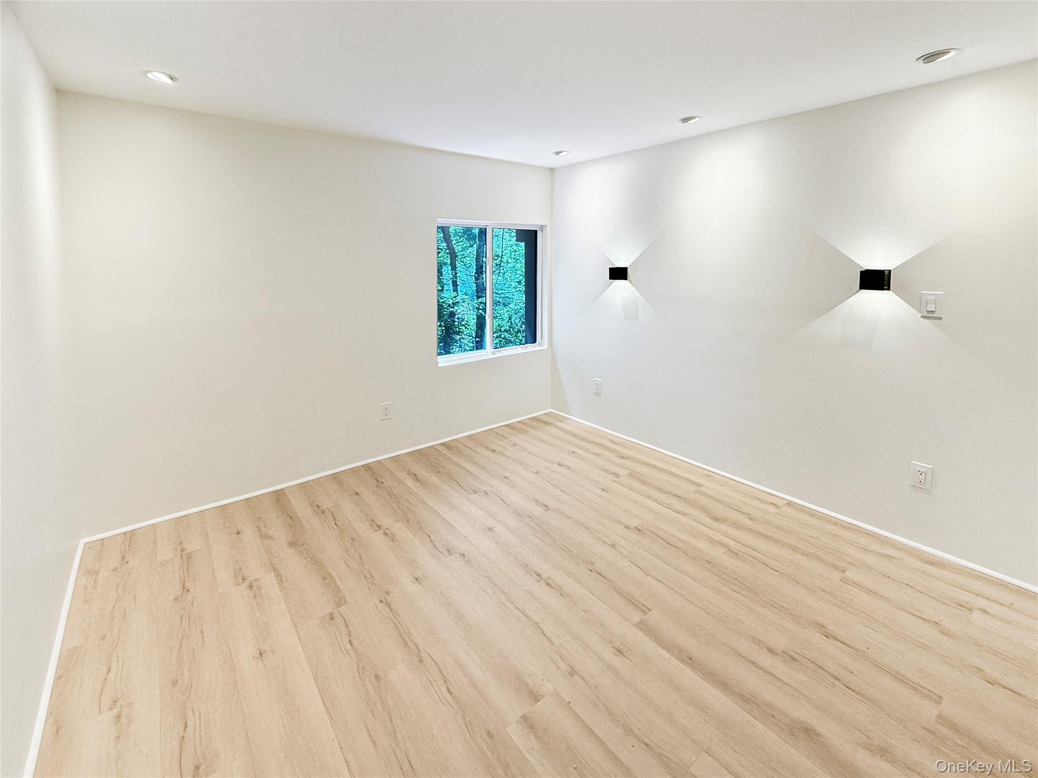 9 Lake Drive Property Photo 15