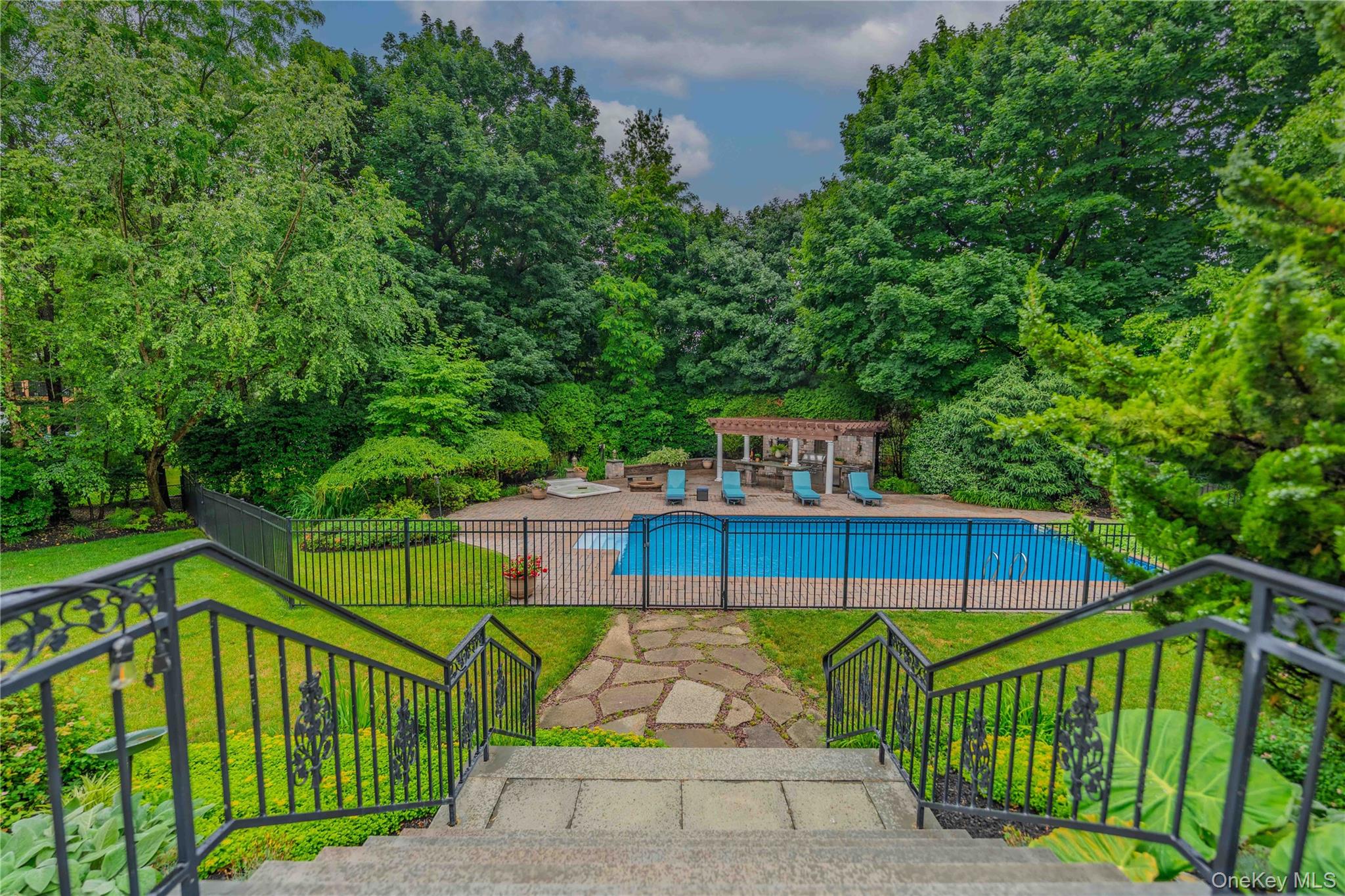 6 Maureen Drive Property Photo 35