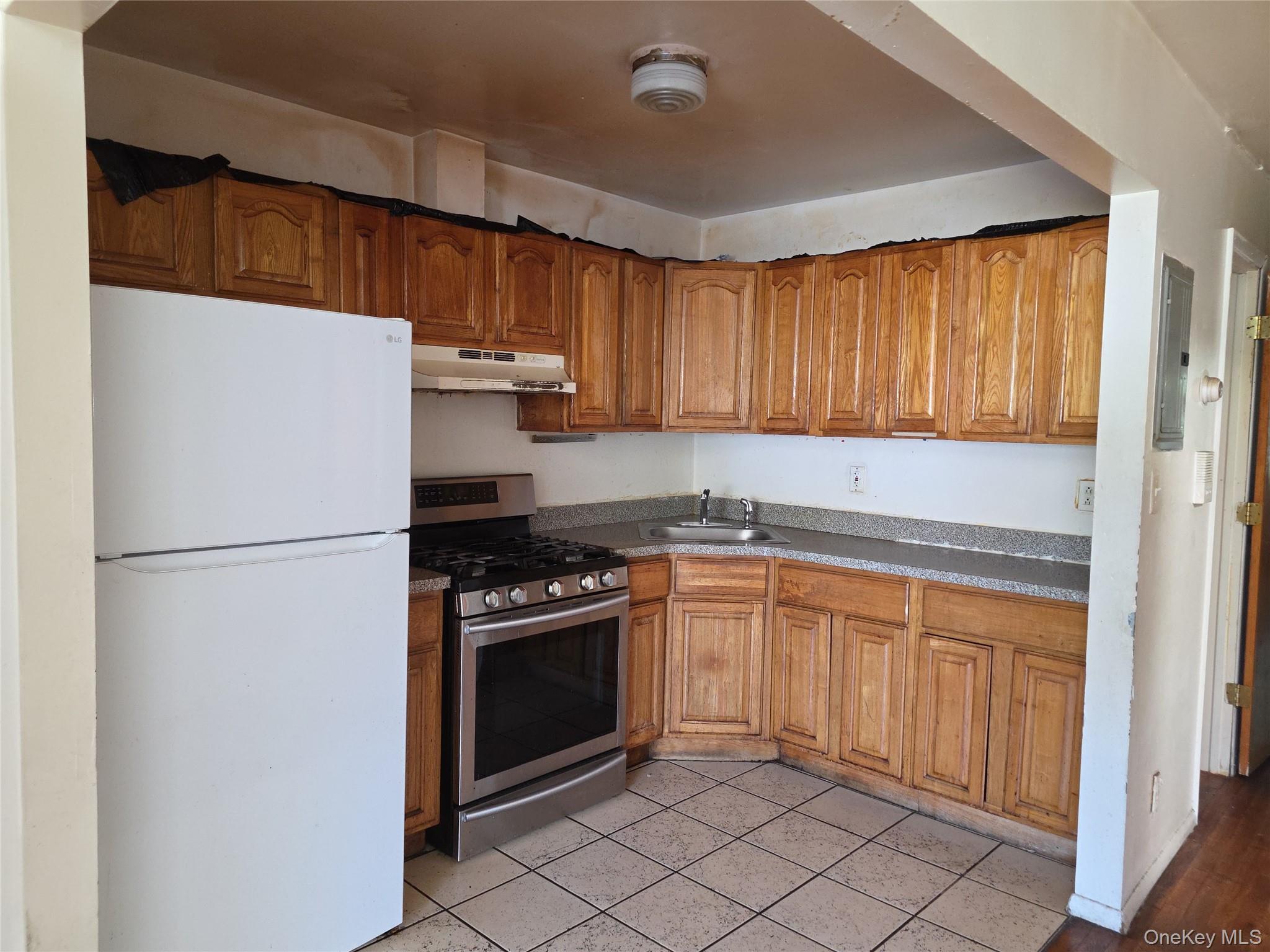 1105 Beach Channel Drive Property Photo 9