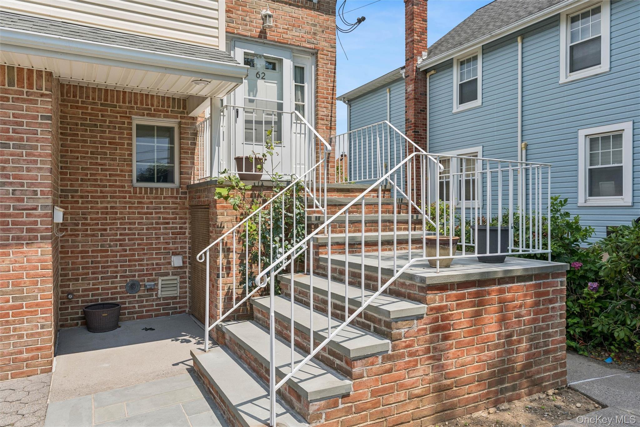 62 Crosby Avenue Property Photo 4