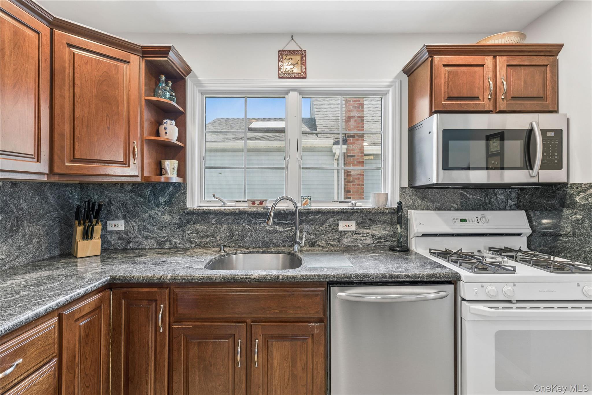 62 Crosby Avenue Property Photo 16