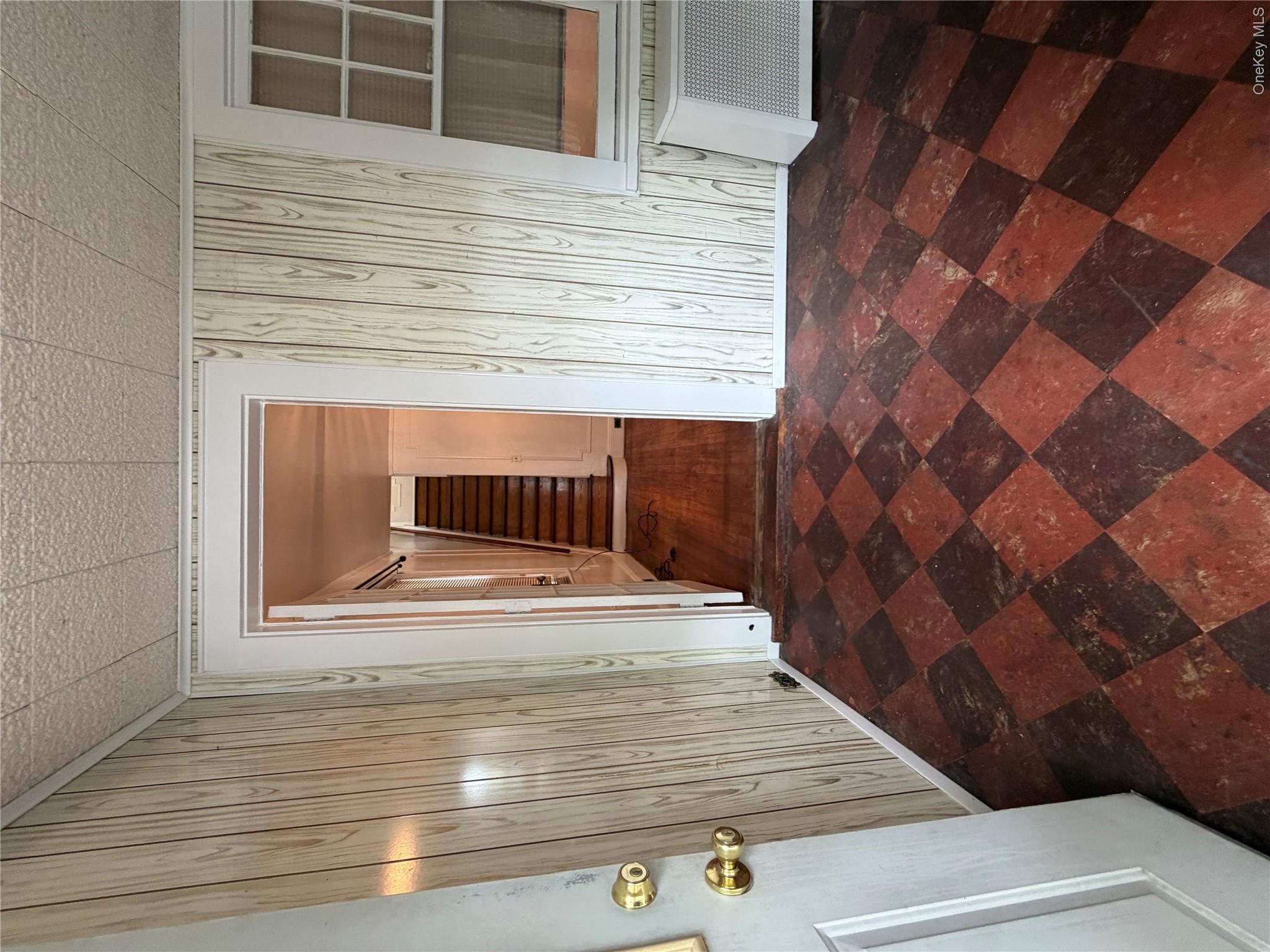 4342 Bruner Avenue Property Photo 2
