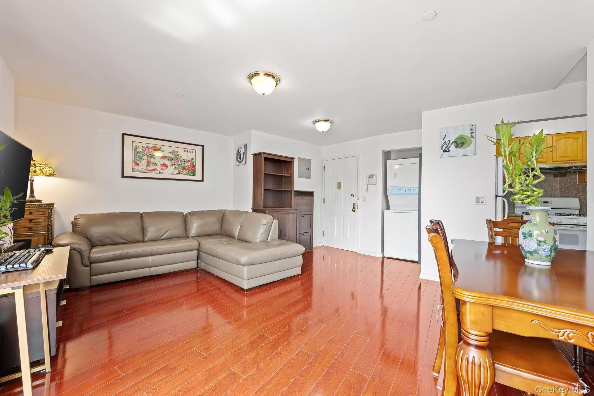 13708 31st Road 6d Property Photo 5