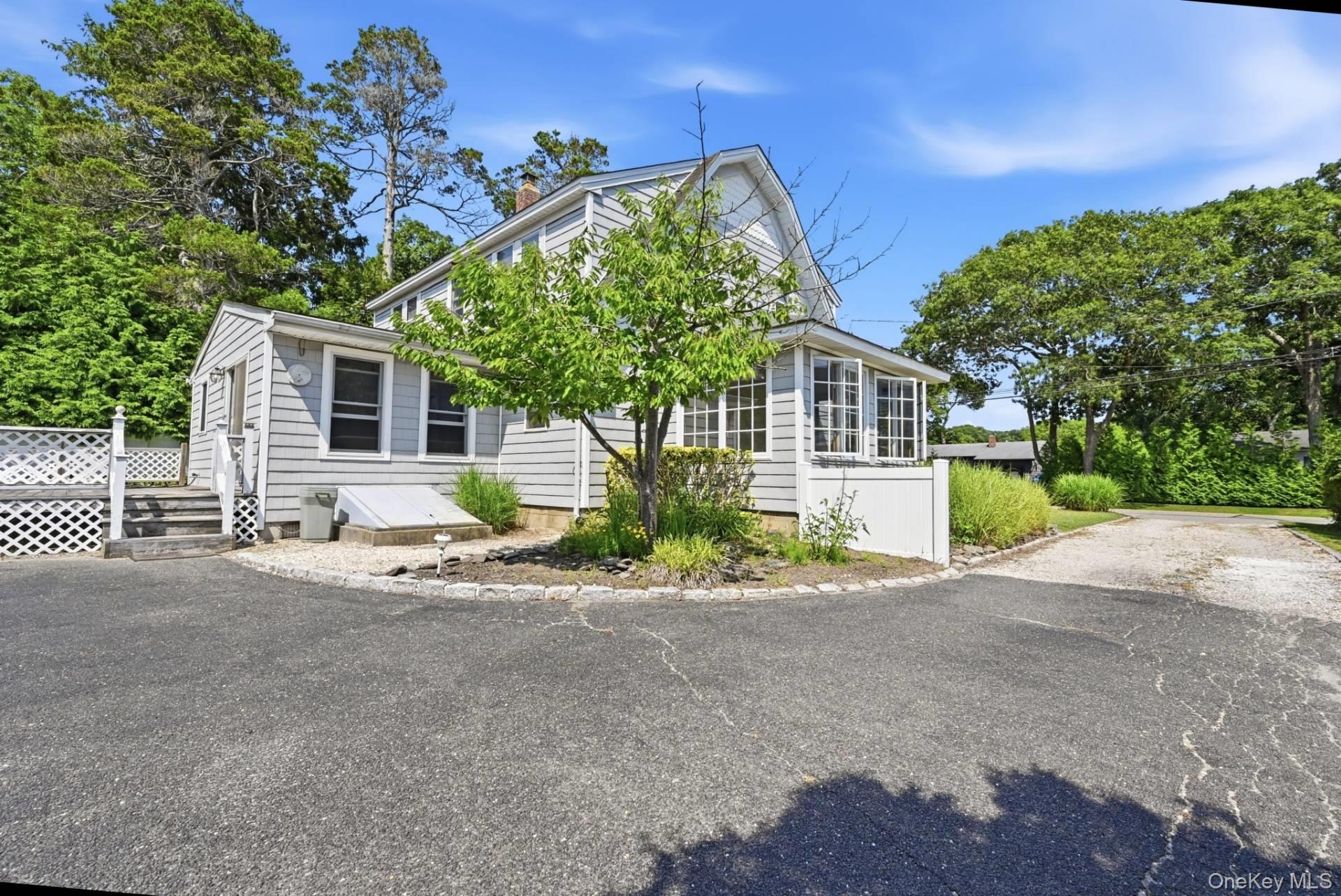249 Sunset Avenue Property Photo 4