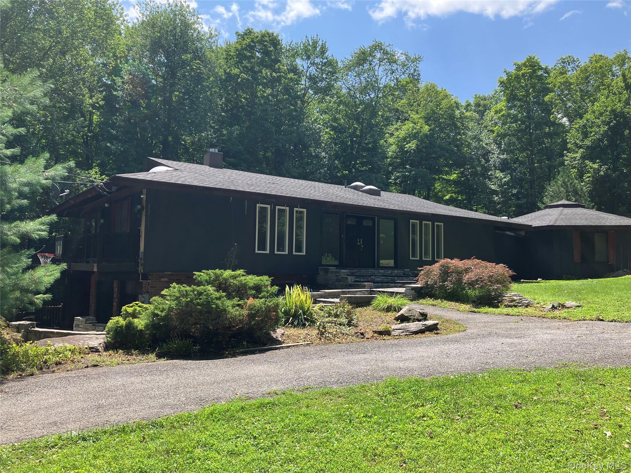 46 Mac Farlane Road Property Photo 1