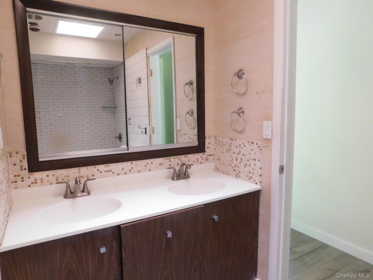 46 Mac Farlane Road Property Photo 11