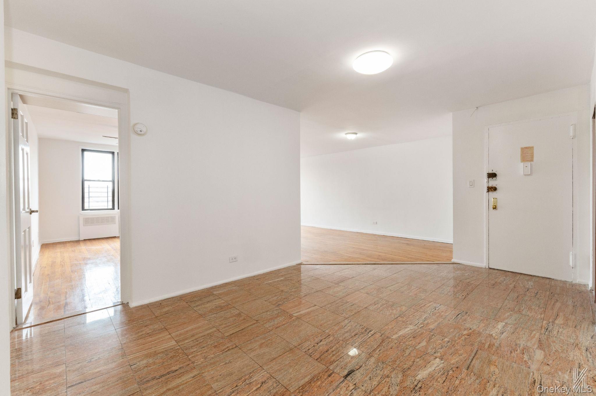 41-42 73rd Street 5b Property Photo 9