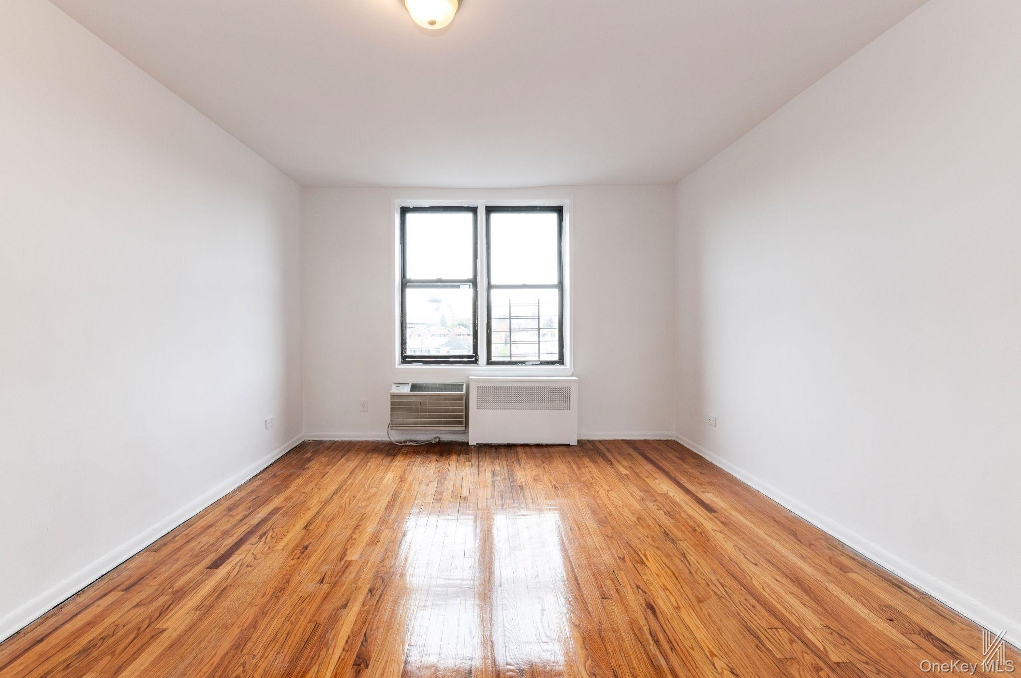41-42 73rd Street 5b Property Photo 16