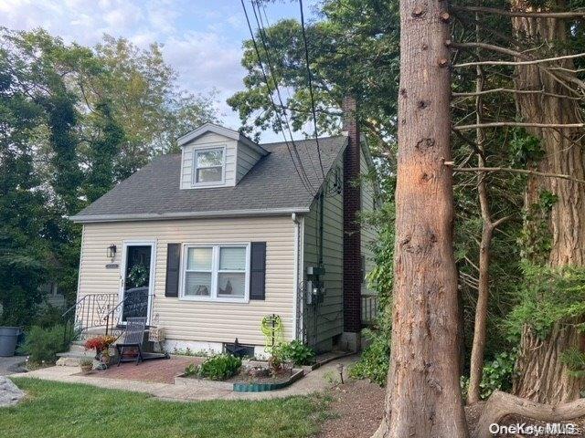 31 Brightwaters Drive B Property Photo 1