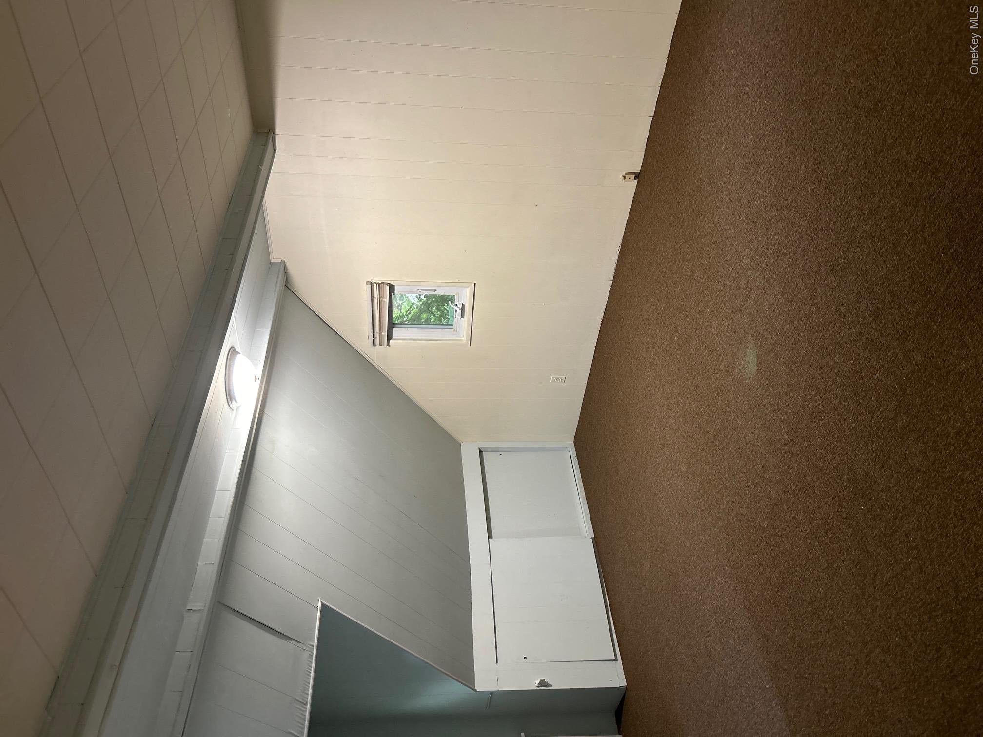 31 Brightwaters Drive B Property Photo 10