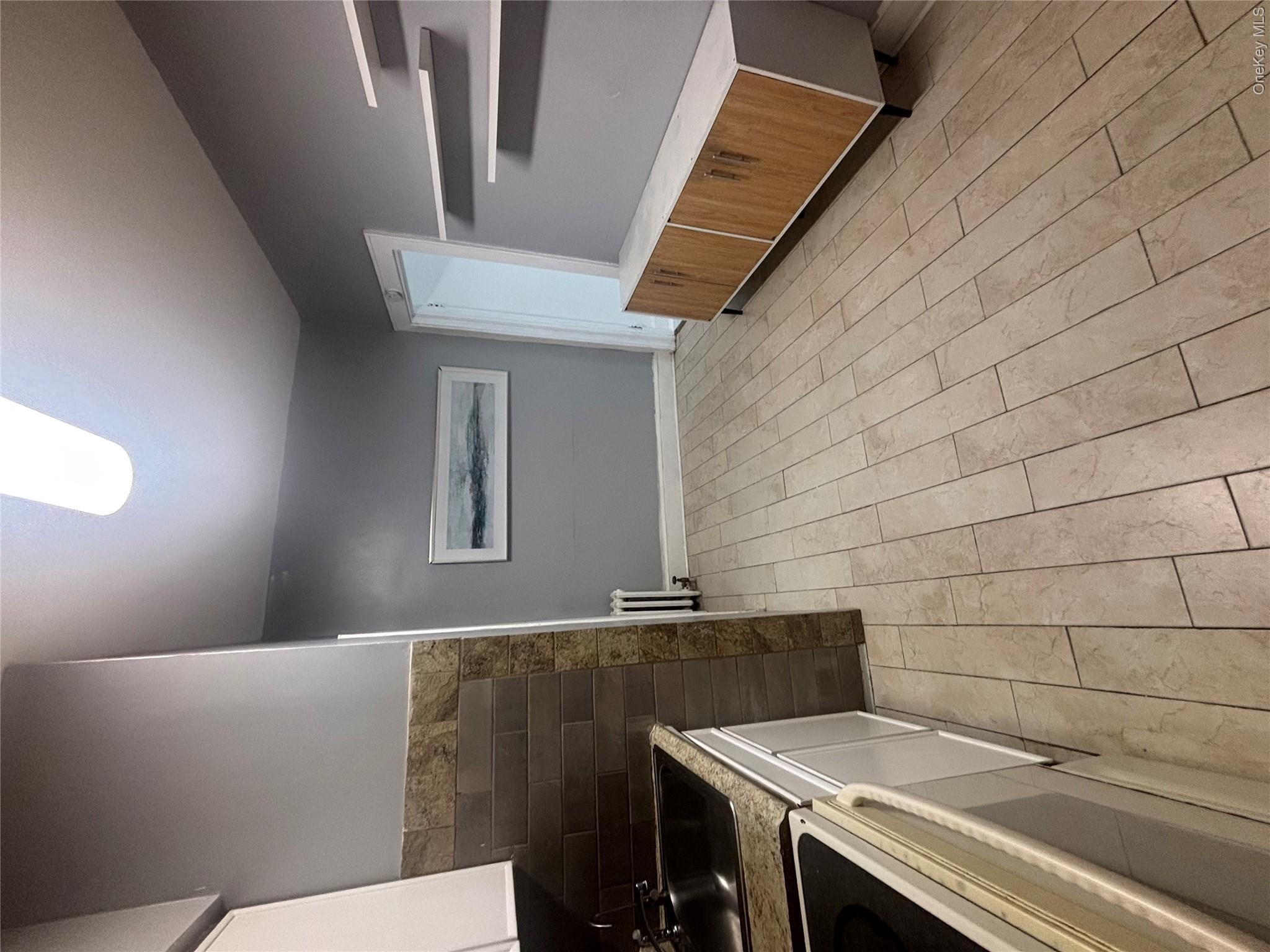 2426 Grand Avenue Property Photo 1
