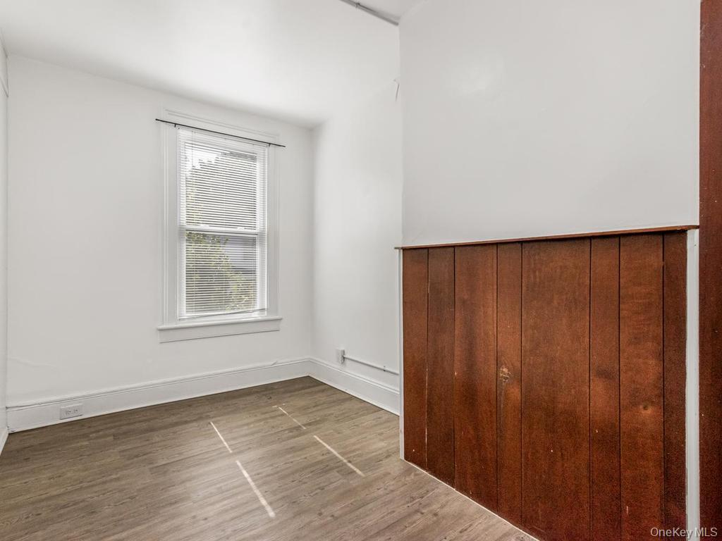 22-24 S Eckar Property Photo 8